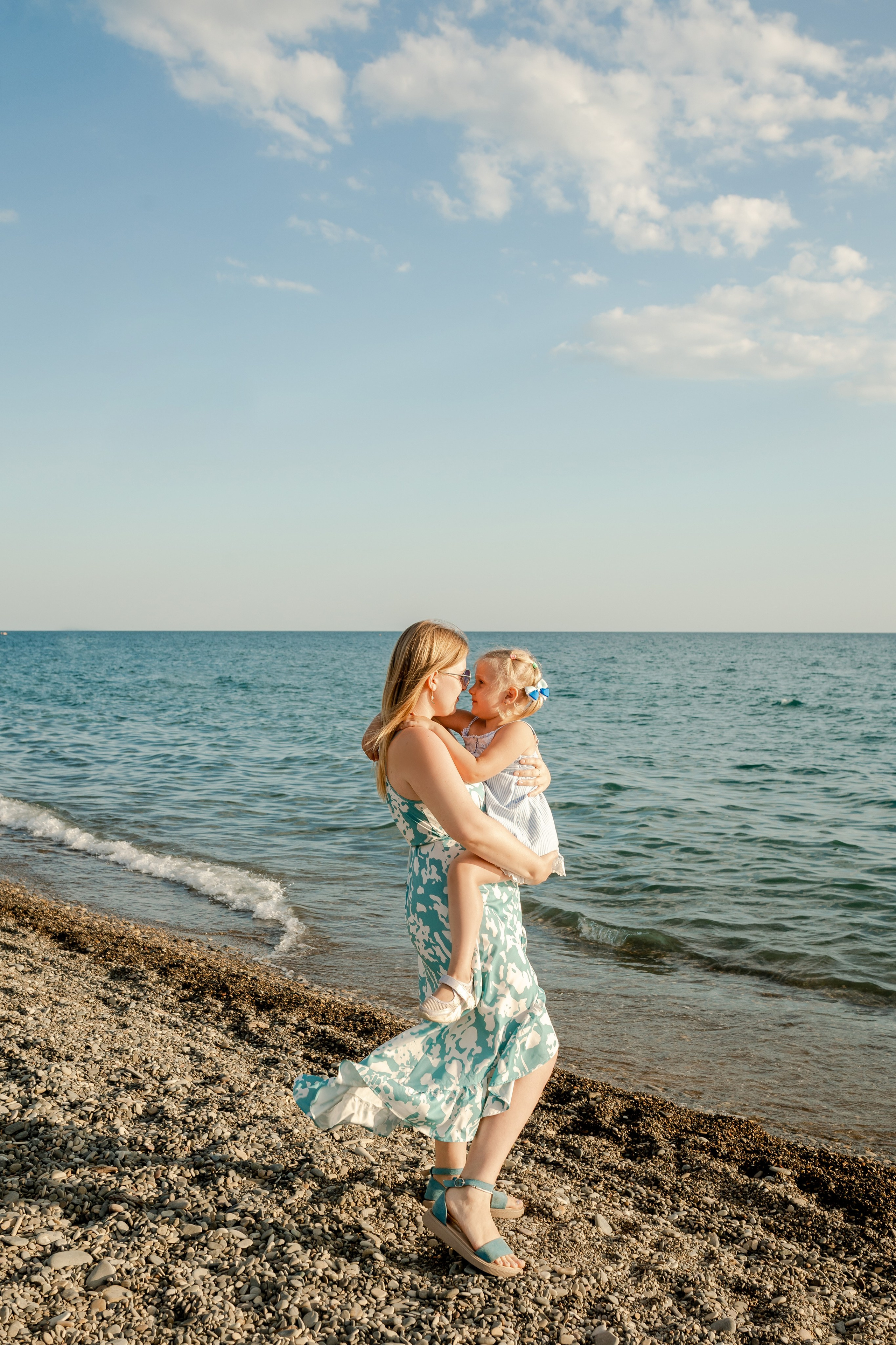 Карина, Евгений и Катя. Фотограф в Геленджике, Архипо-Осиповке, Абрау-Дюрсо, Кринице Виктория