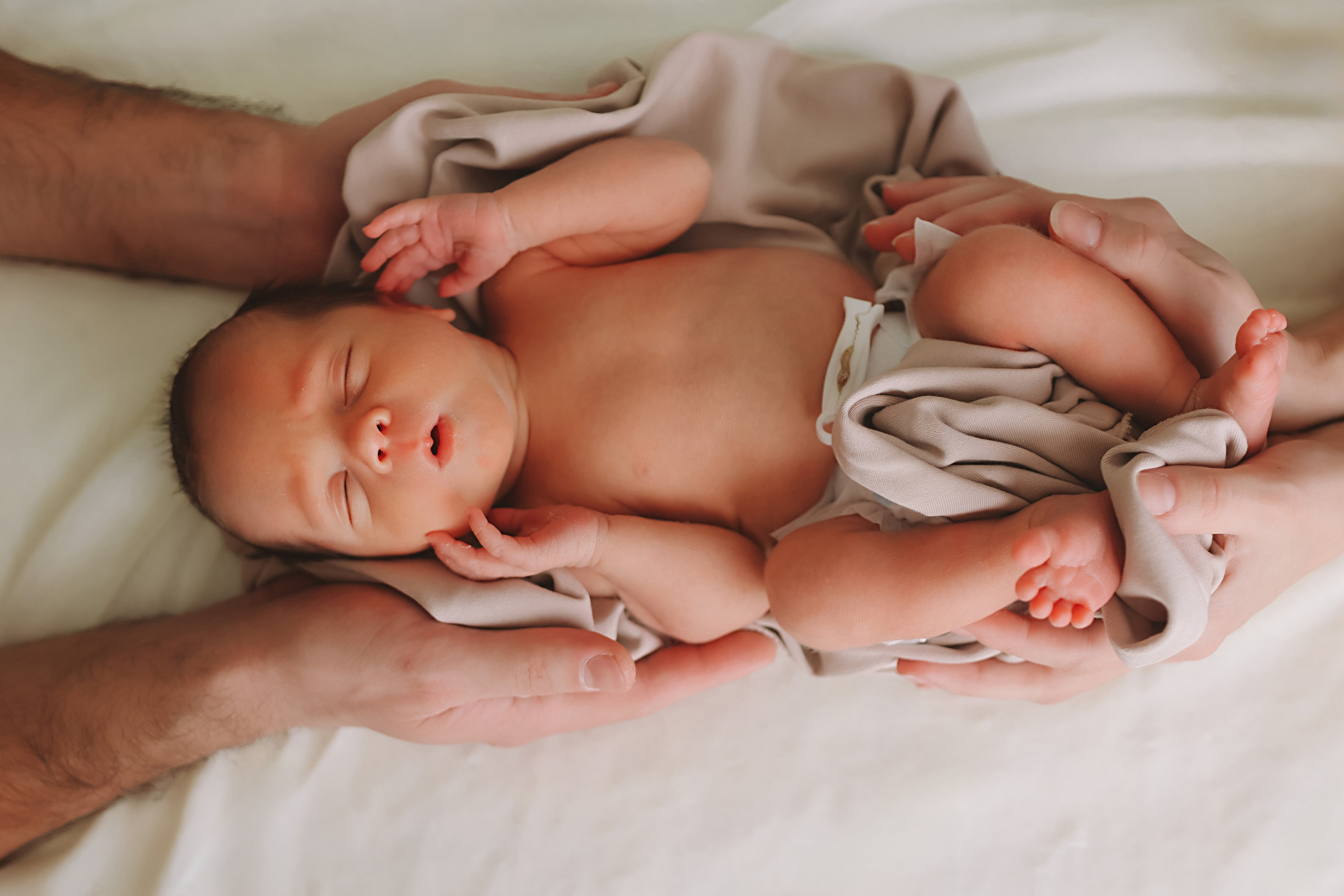 Ариша. Семейный фотограф Тюмень, фотограф на роды Салмина Мария