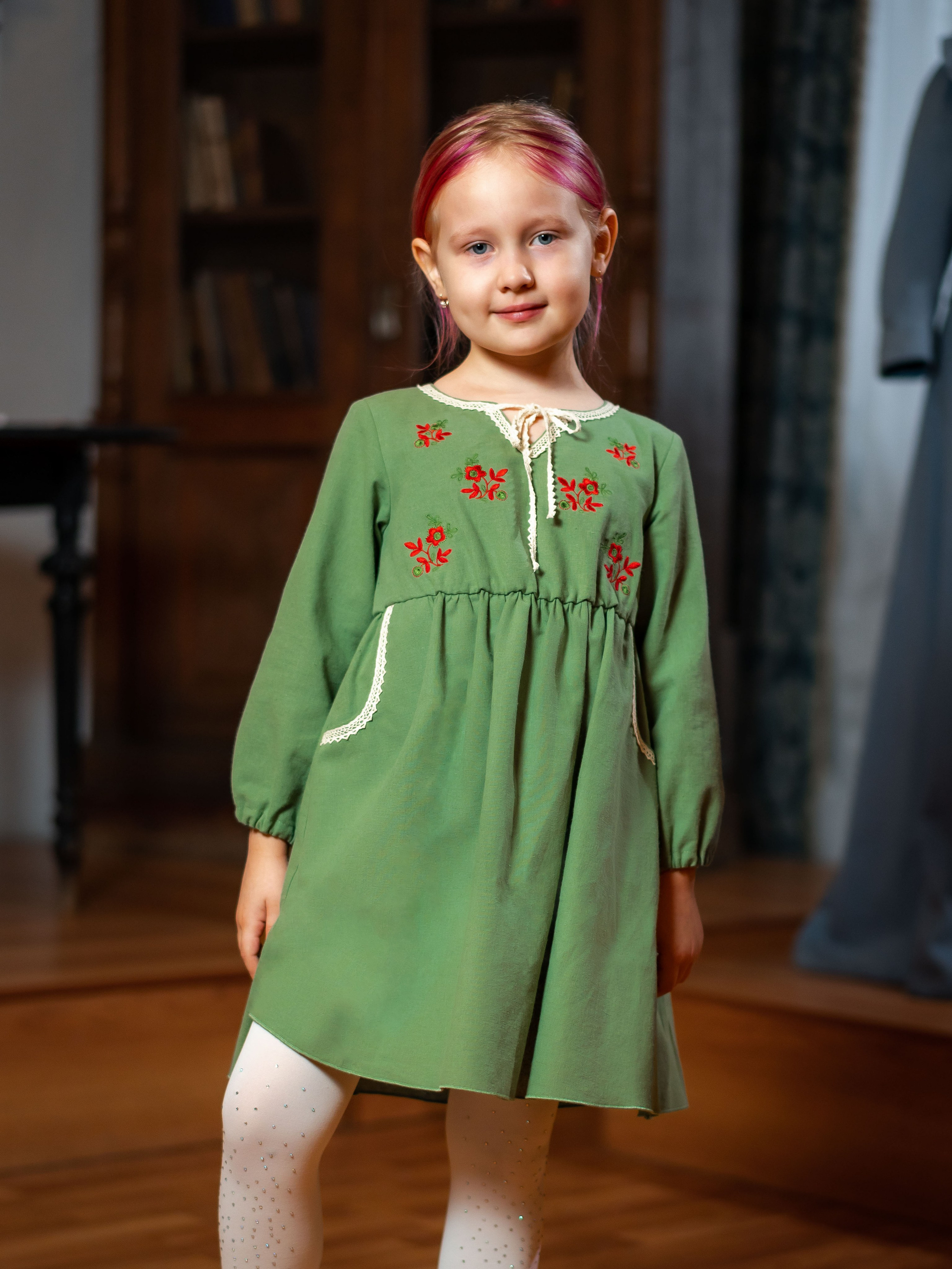 Показ одежды в рамках выставки «105. Лучшее». Фотограф Москва