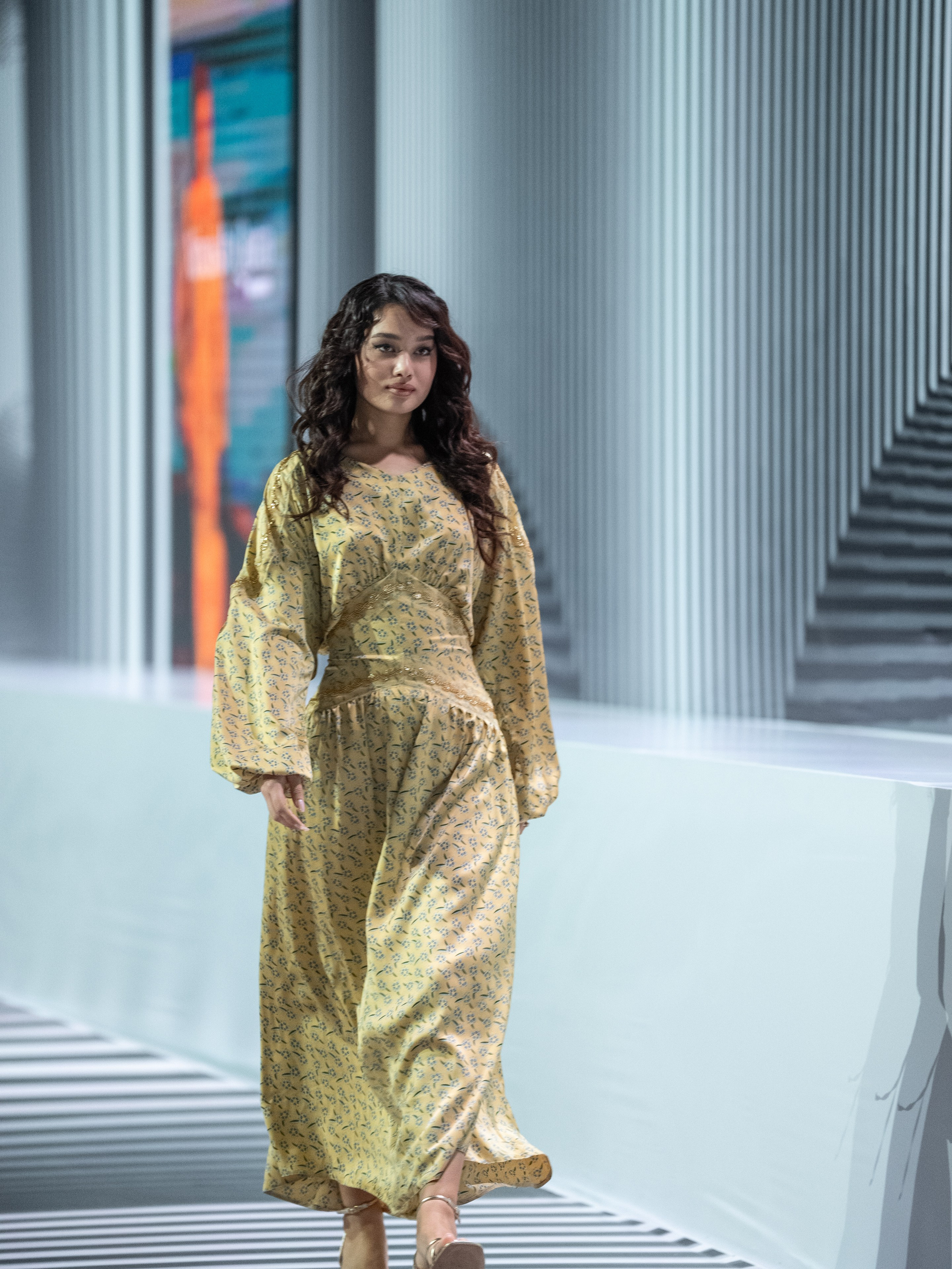 Brand AINASH QARA. Сайт Алматинского НЮ АРТ, будуар и фэшн фотографа Дениса Карпенко