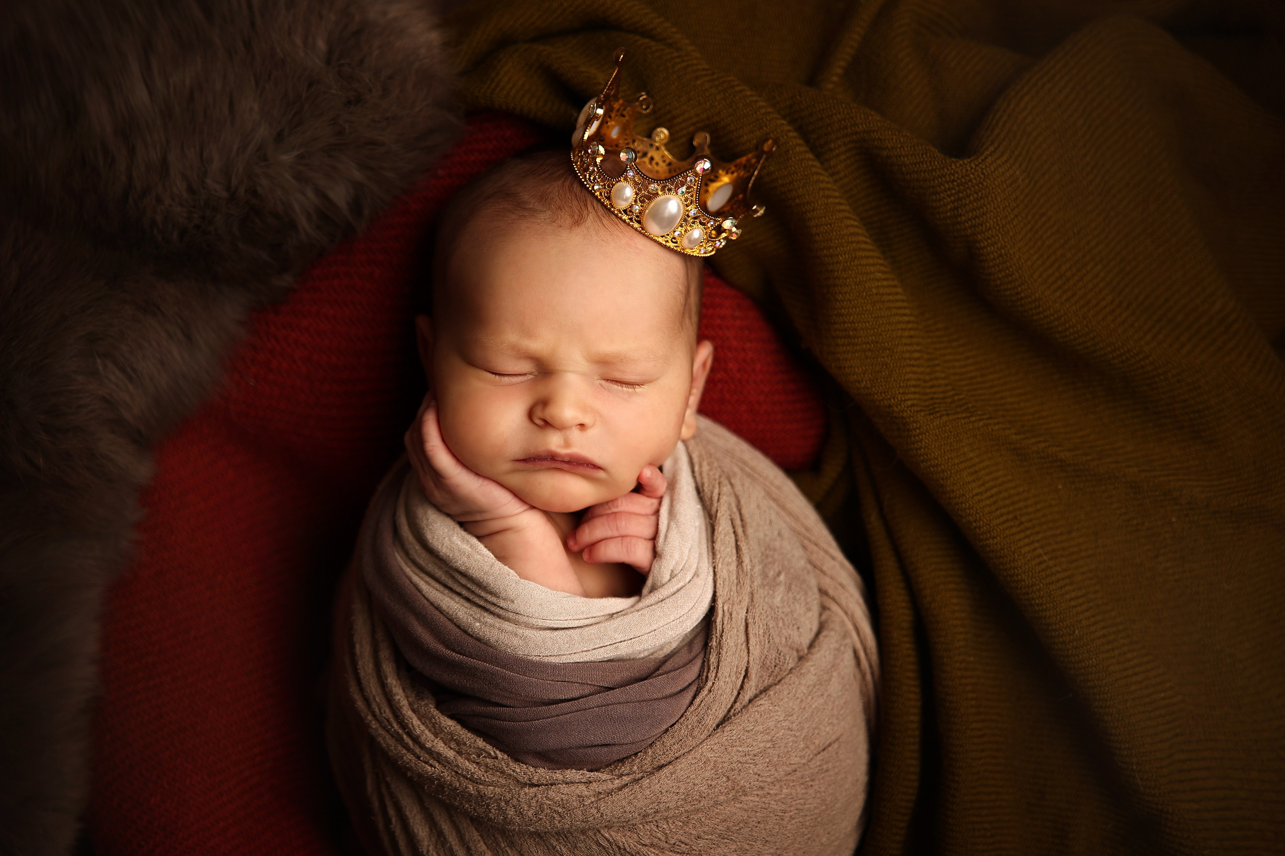 НОВОРОЖДЕННЫЕ до месяца. Мишугина Ольга Фотограф новорожденных, семейный и детский фотограф