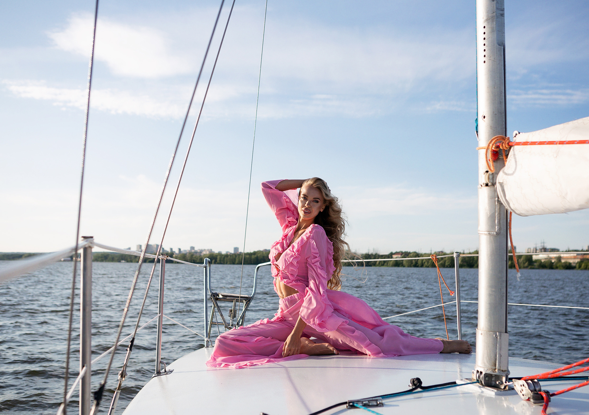 Женский портрет на природе. Женский и семейный фотограф в Екатеринбурге Маша Пруц