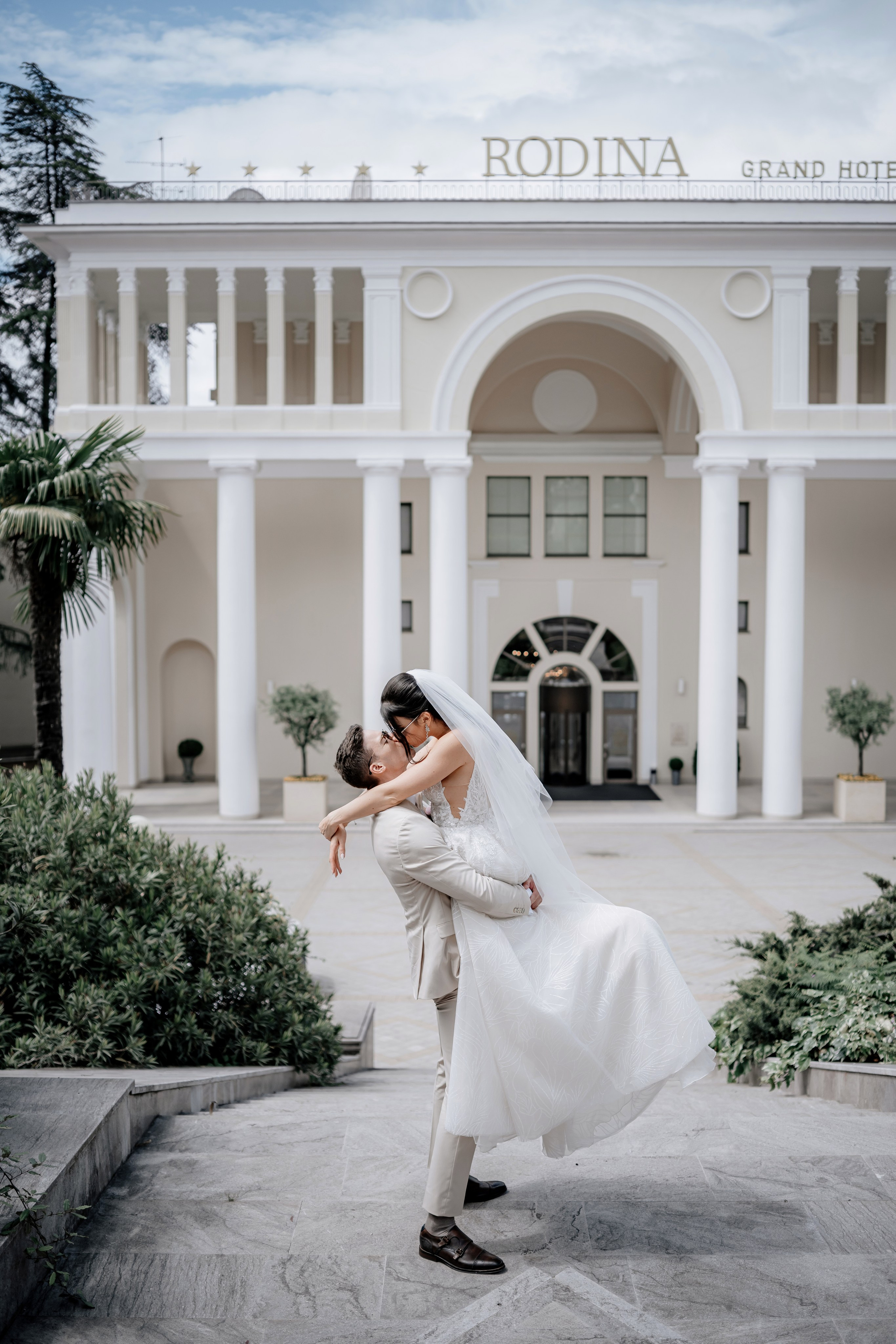 Свадьба в RODINA. Свадебный и семейный фотограф в Сочи Никита Пищов