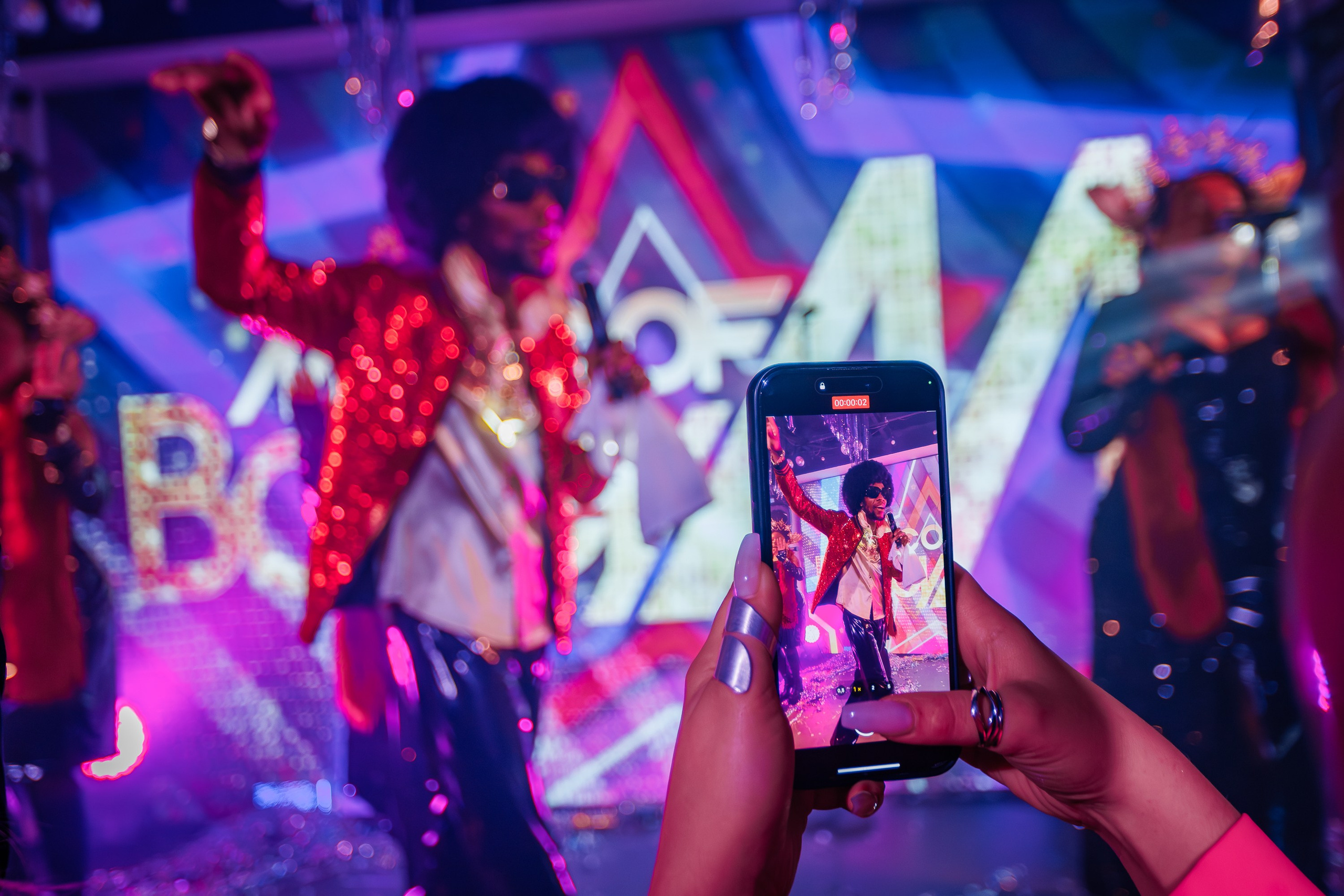 «Magic of BONEY`M «_Чайка на пляже_Ялта_06.12.2025 г. Аминов Руслан | Фотограф