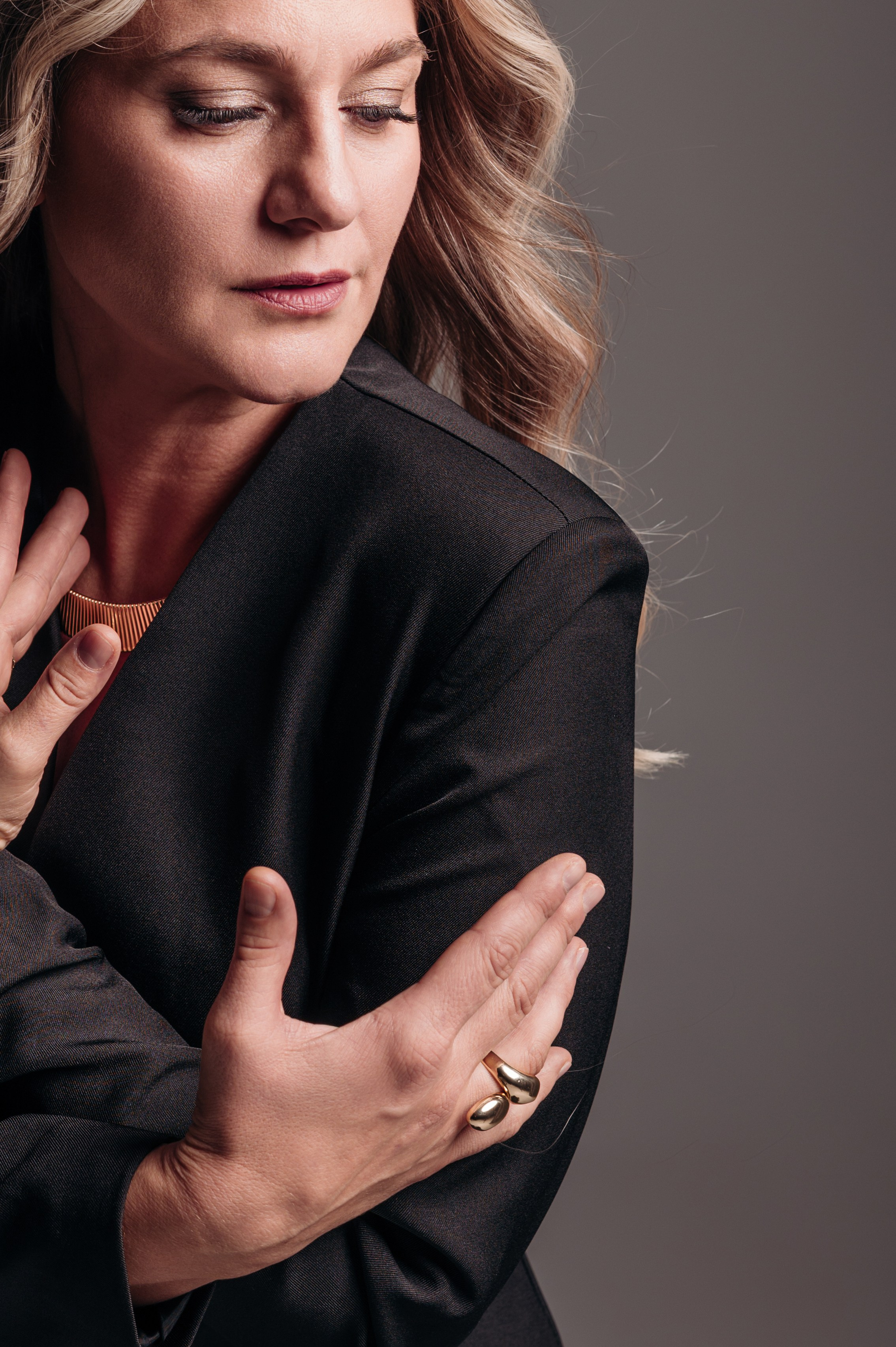 Портретная студийная фотосессия. НЬЮБОРН ФОТОСЕССИИ, БЕРЕМЕННОСТЬ, ПОРТРЕТНЫЕ СЕМЕЙНЫЕ ФОТОСЕССИИ  Ногинск Москва ОЛЬГА ВОГЕЛЬ