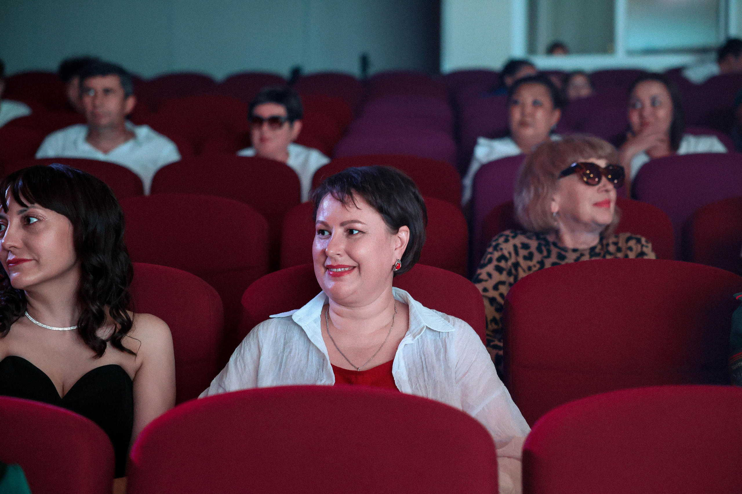 Вручение аттестатов 2025 |№ 58. Свадебный и Школьный фотограф Улан-Удэ Бурятия Джулия Топоева Выпускные альбомы Фотограф на мероприятие