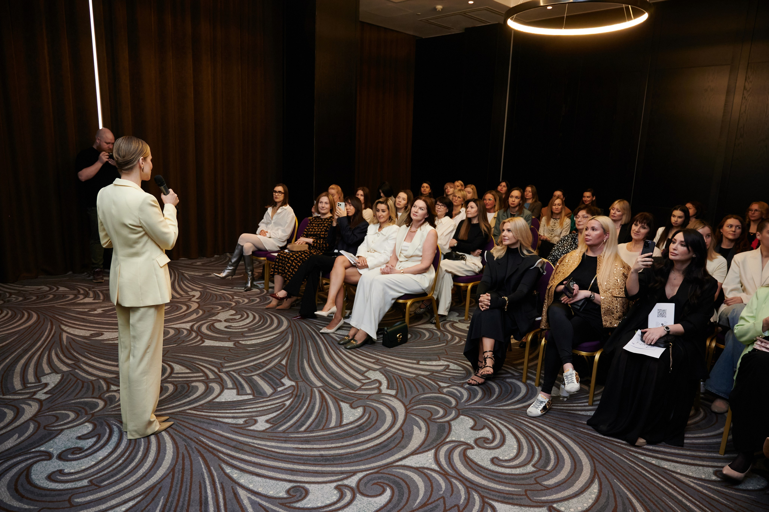 Lotte Woman club. Профессиональный репортажный фотограф в Самаре Никита Королев