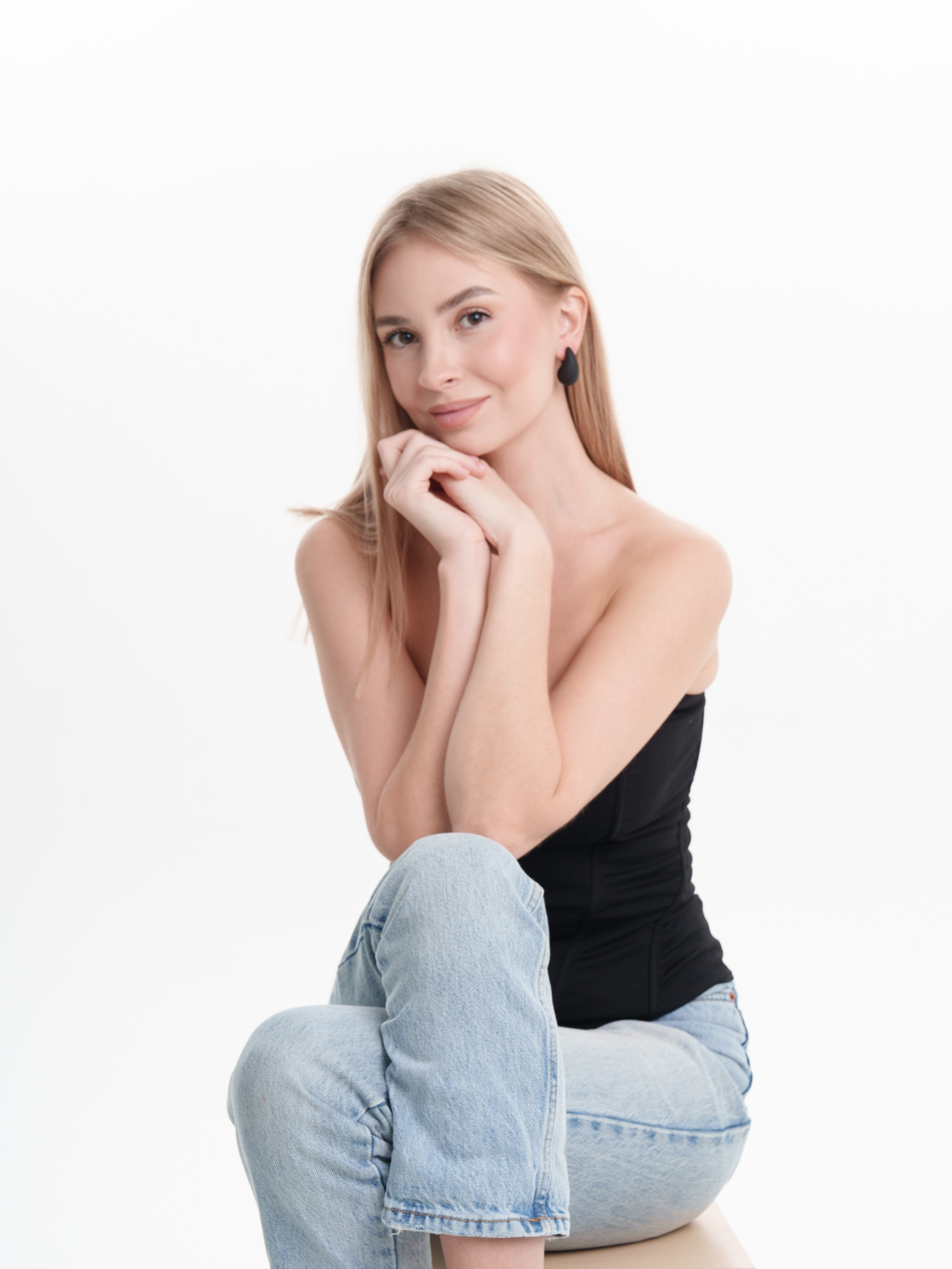 Съемка сережек для WB и OZON. Портретный и Контент фотограф Григорий Семенов (Grifon) в Ижевске