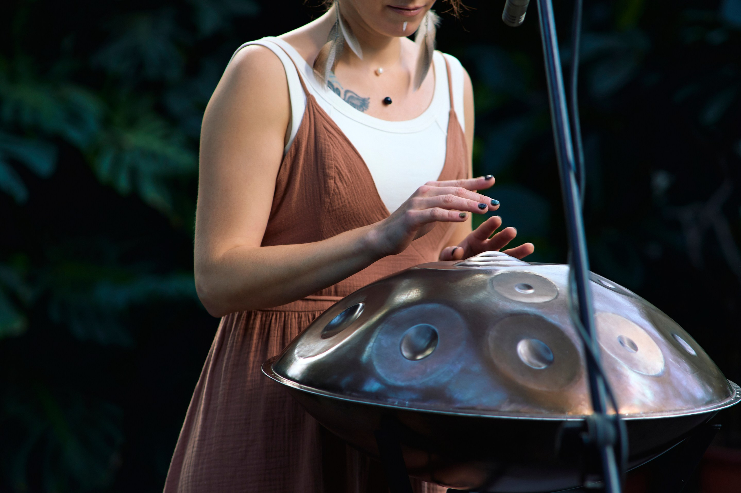 СЧАСТЬЕ В ОРАНЖЕРЕЕ. Photographer — ERASTOV