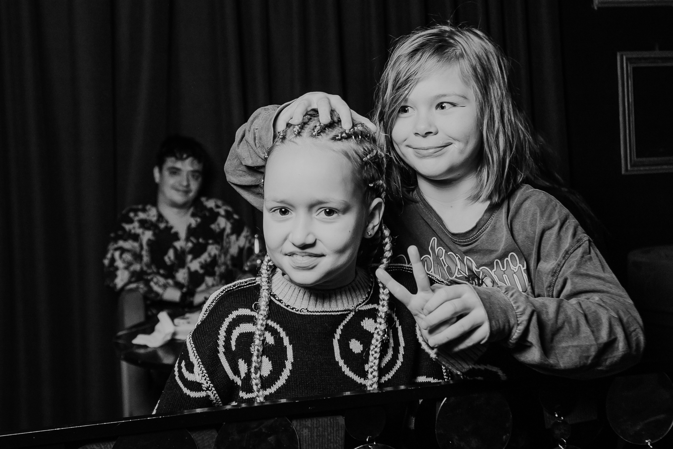 БАР МОЛОДОСТЬ. Репортажный и портретный фотограф в Екатеринбурге Гизатуллин Марат