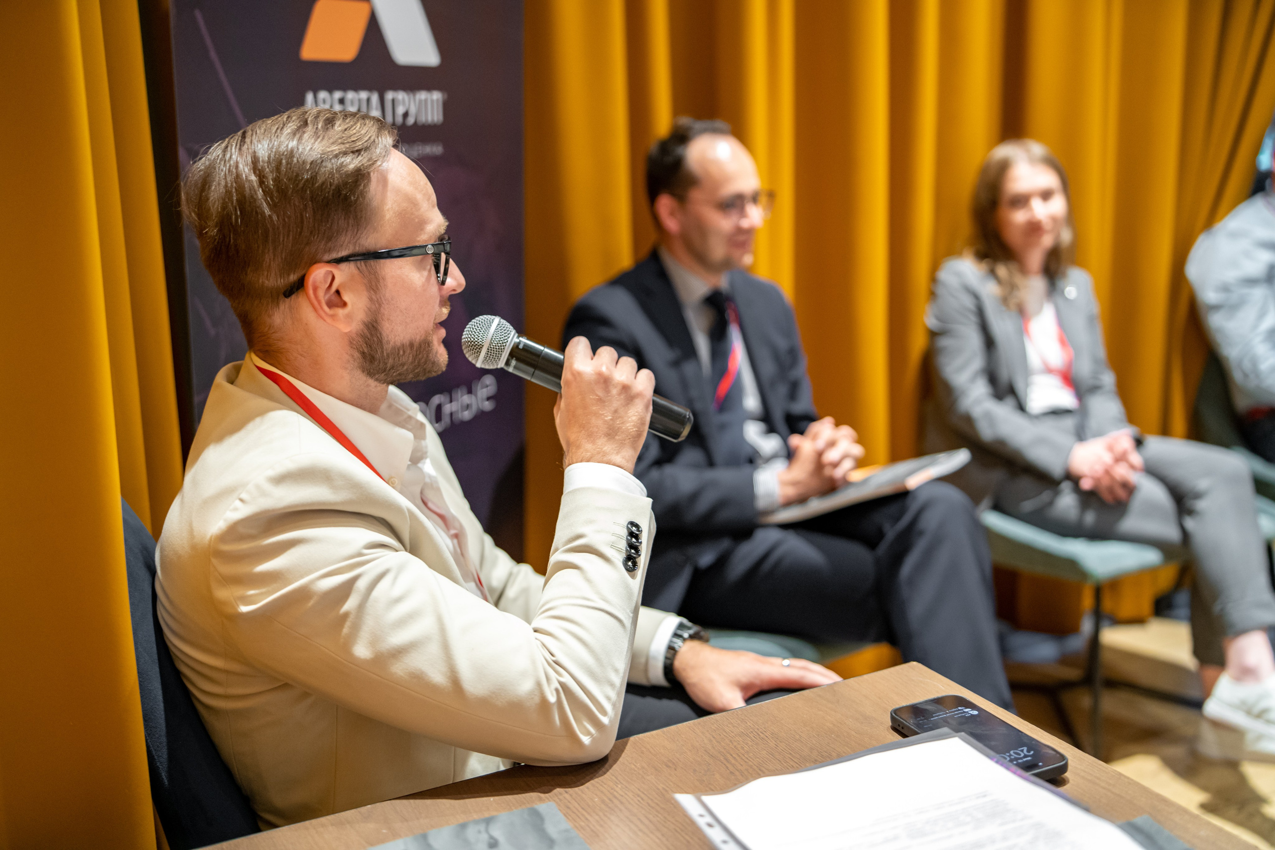 Судебная экспертиза. Аверта групп. Репортажный и интерьерный фотограф Александра Солдатова