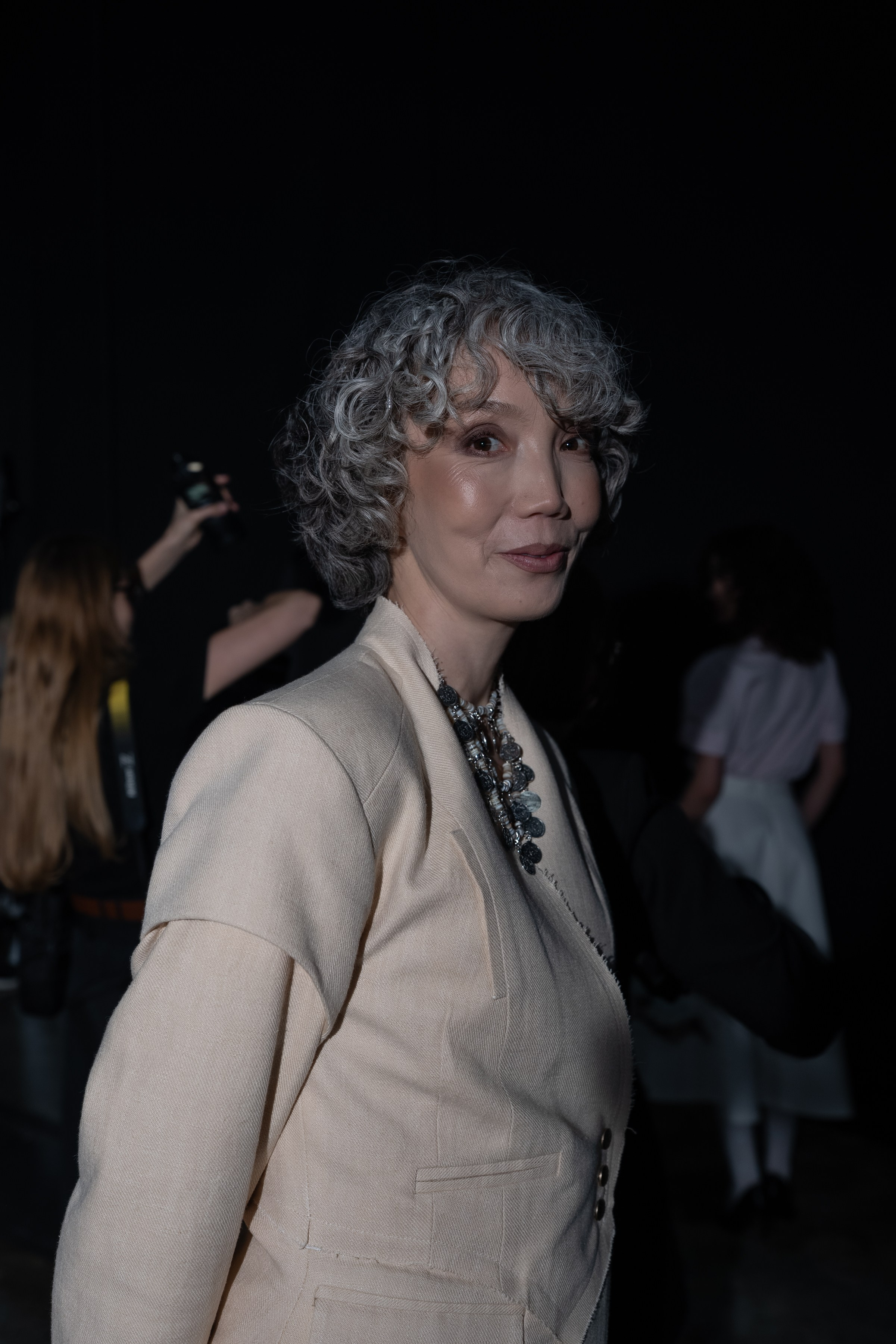 Visa Fashion Week Pre-Fall 2026 April BackStage Day 1. Сайт Алматинского НЮ АРТ, будуар и фэшн фотографа Дениса Карпенко