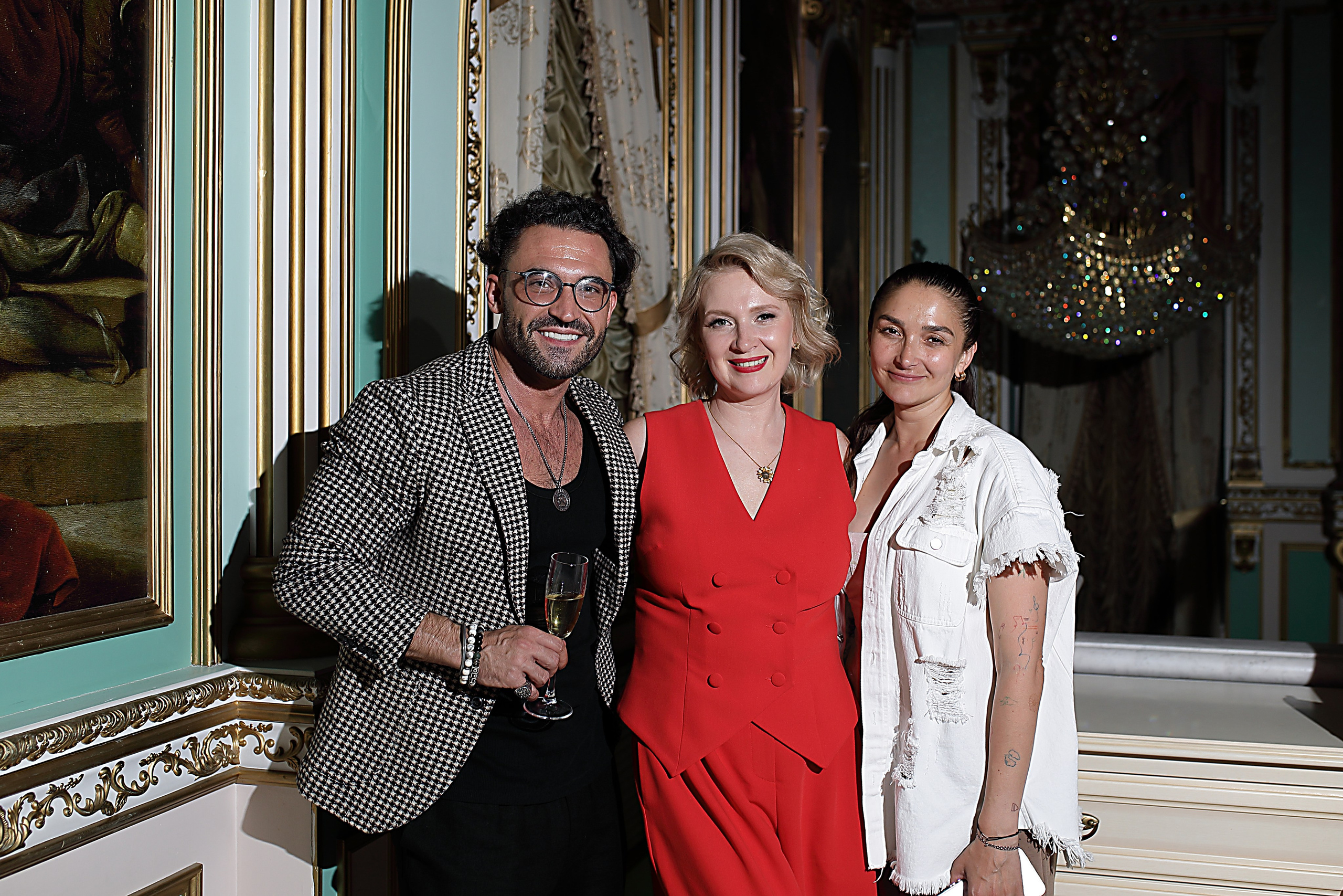 Фотосессия юбилея Александра. Свадебный и семейный фотограф и видеограф в Екатеринбурге Полянские Тимур и Анастасия