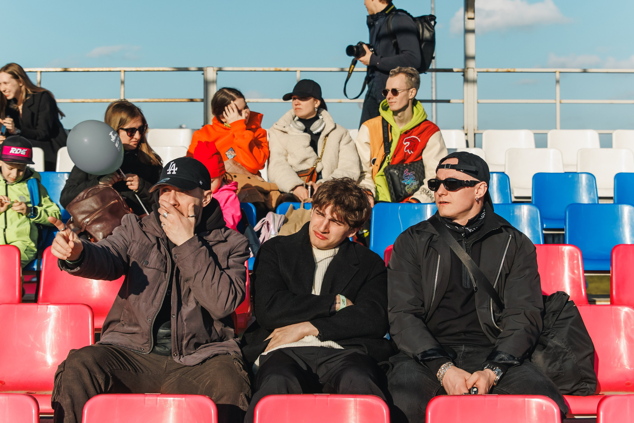 Выставка и дрифт машин. Репортажный фотограф. Москва. Алина Ланская