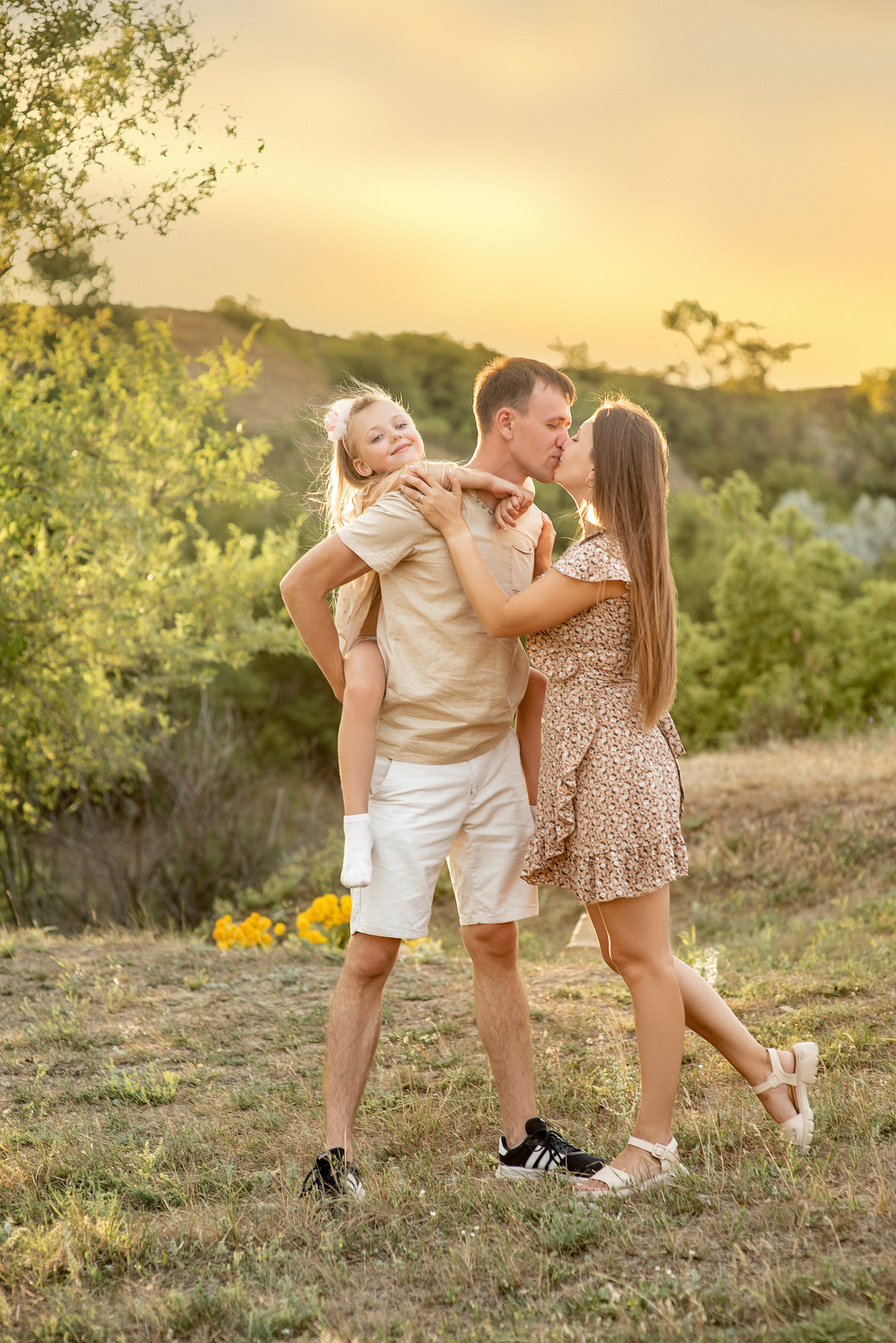 Семейная съемка на поляне 07.2024. Семейный и детский фотограф Наталья Горда
