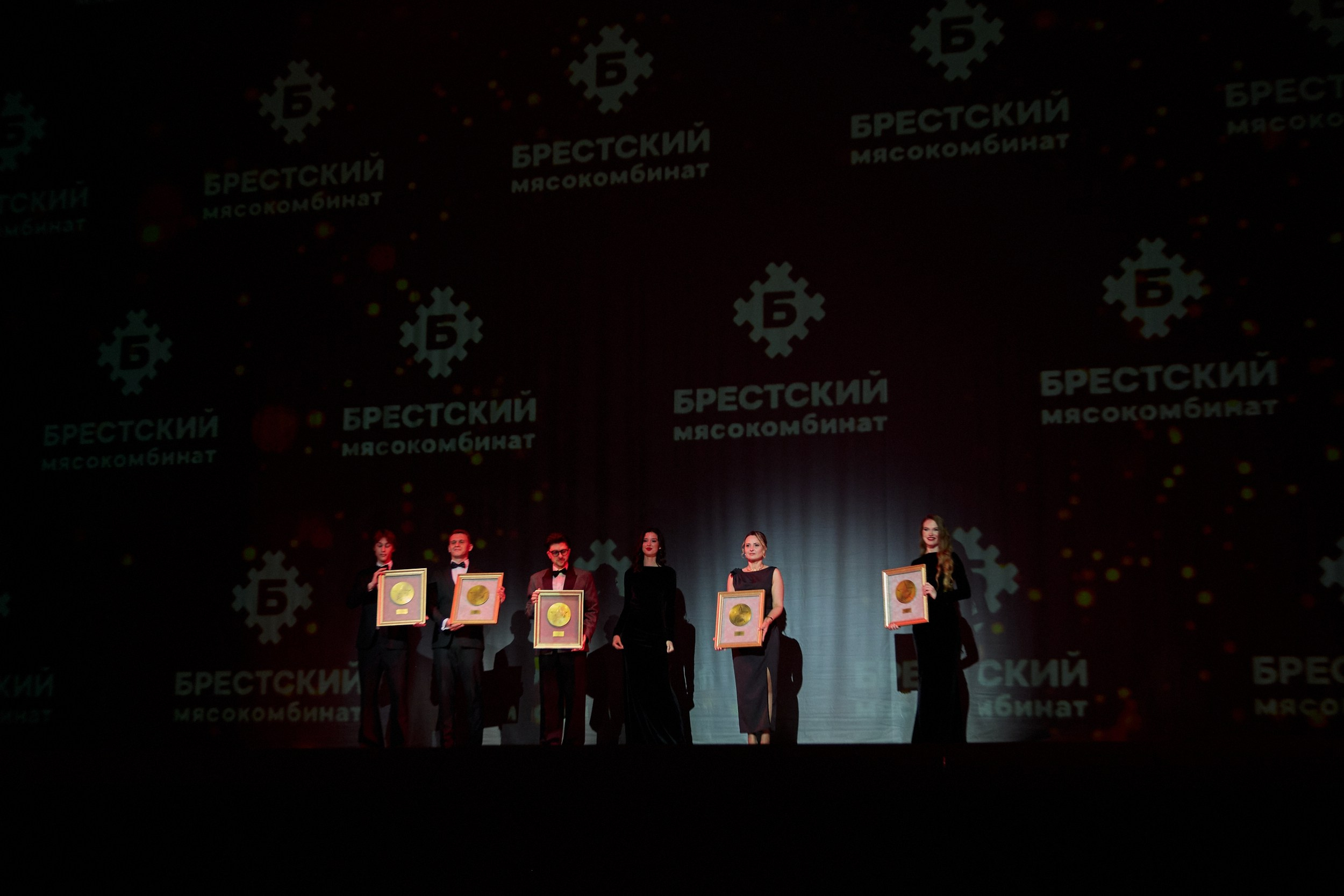 Вручении Премии N1 (БМК). Свадебный фотограф в Минске в Москве в РБ Анатолий Полишко