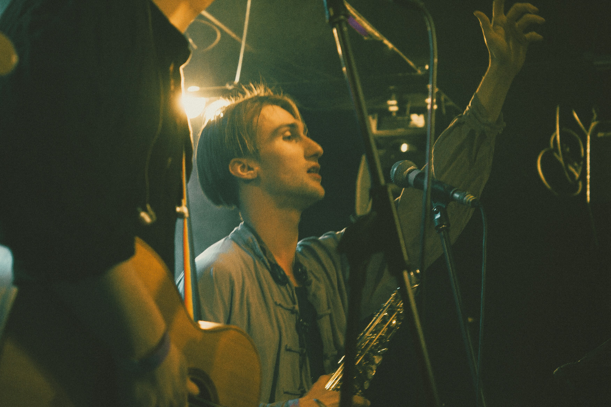 Концерт «Бонд с Кнопкой» 16тонн. Портретный и художественный фотограф в Москве