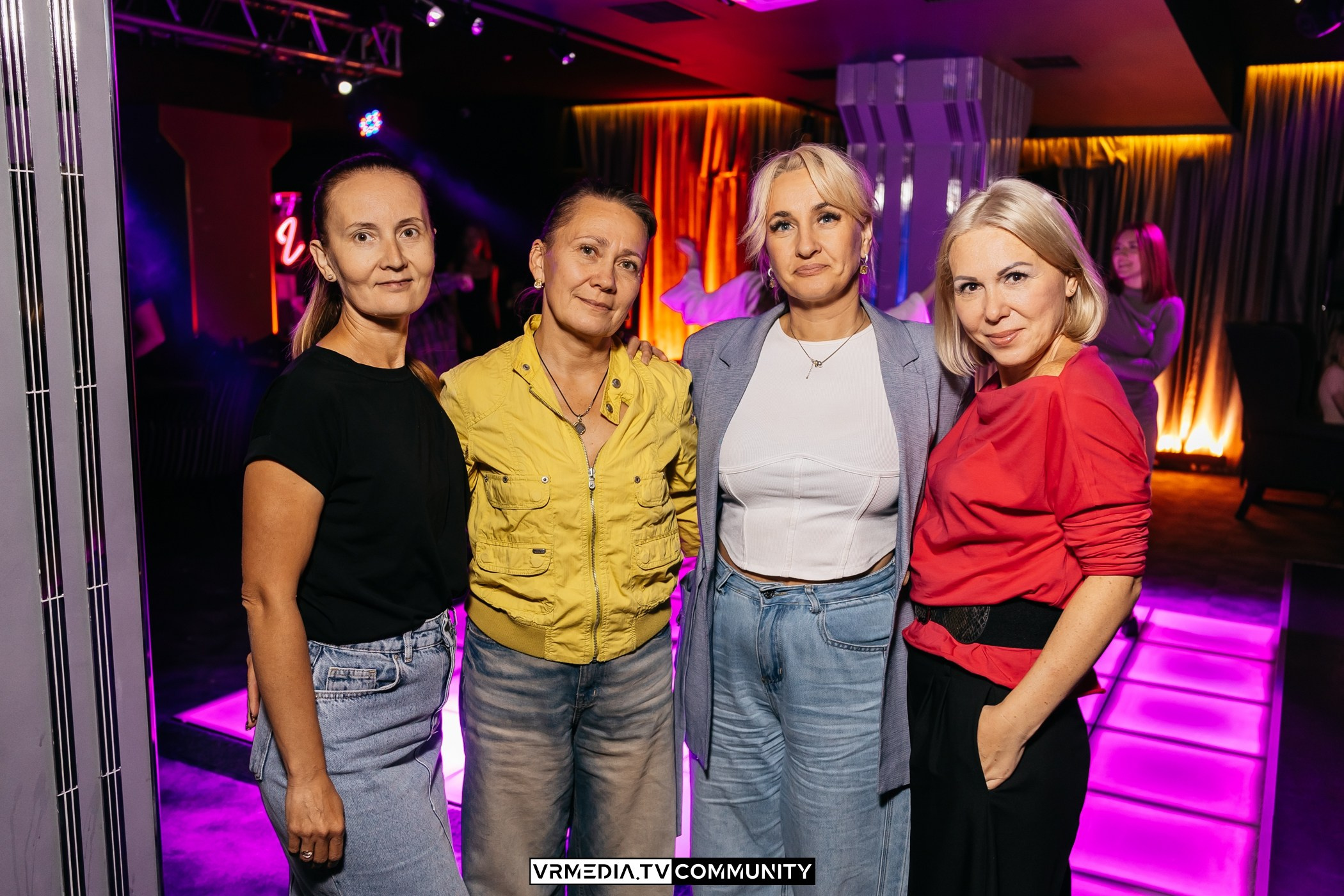 Выходные в караоке-баре «Volna»