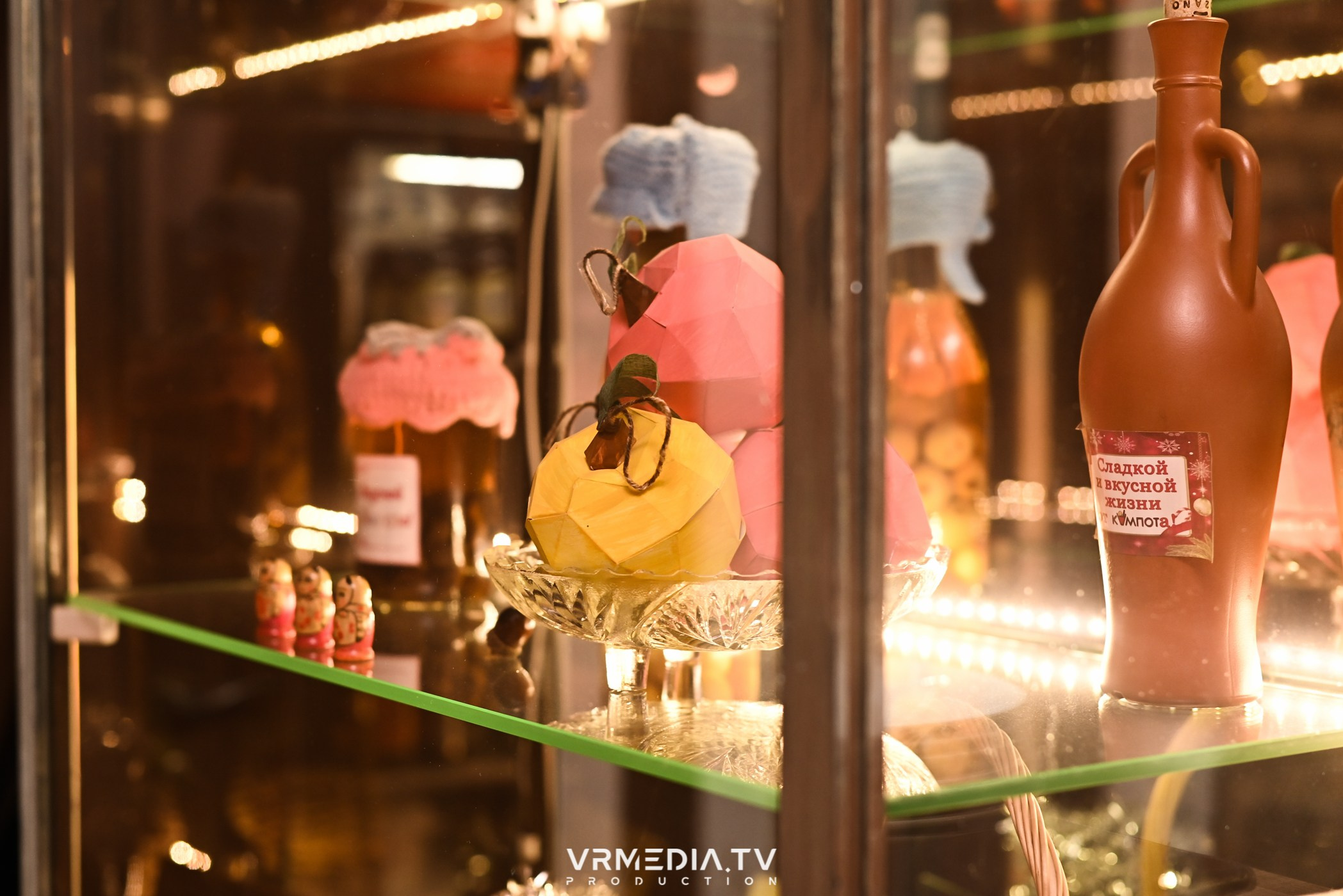 Новогодний вечер в кафе «кАмпот»