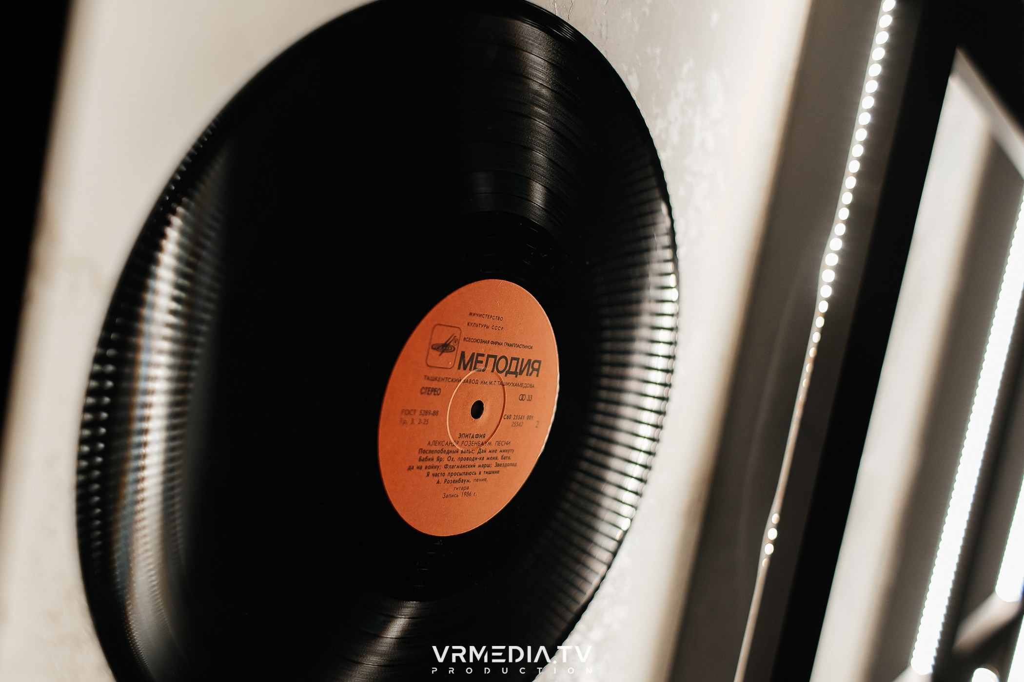 8 марта в караоке-ресторане «Голос»