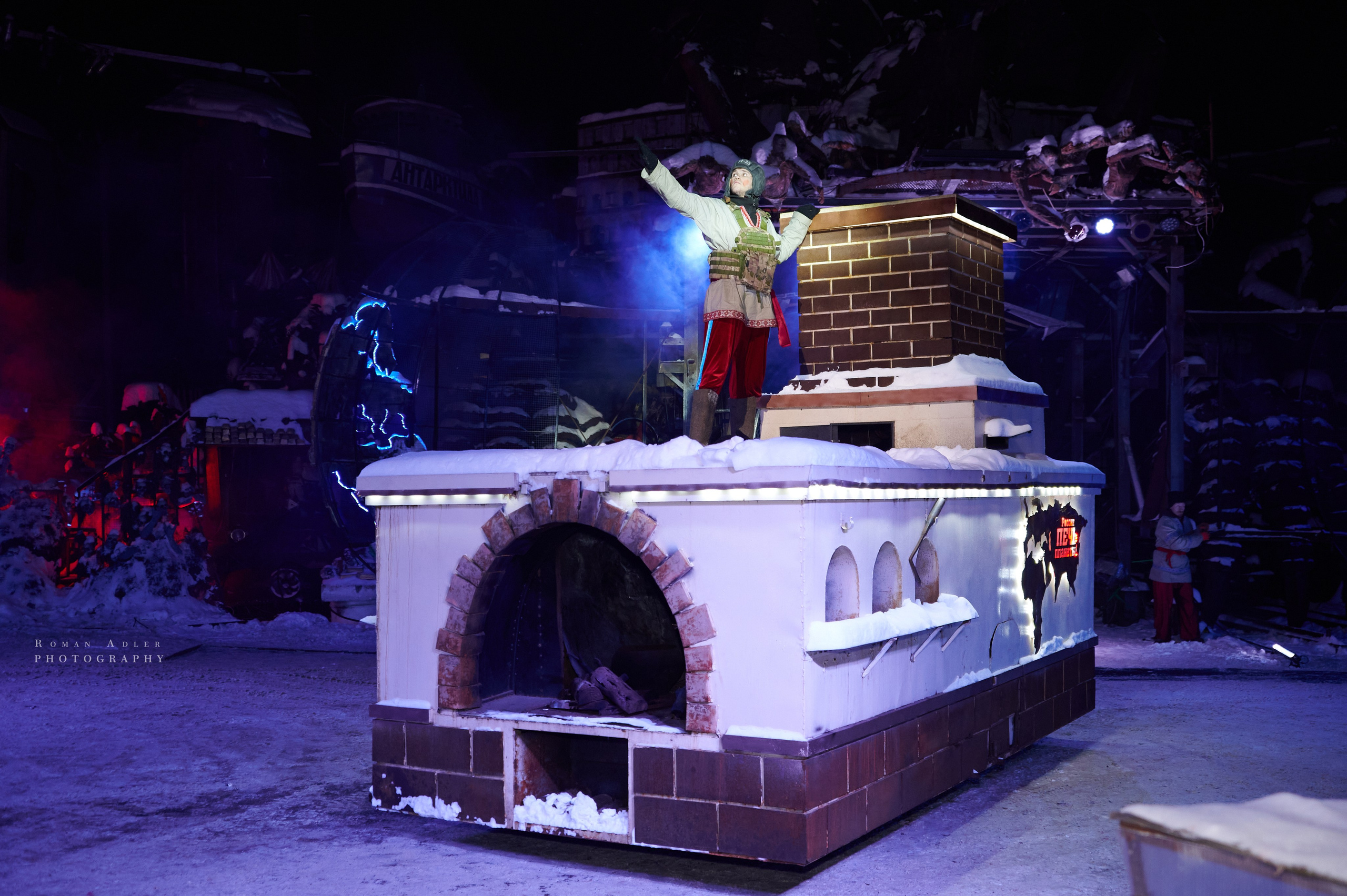 Новогодняя сказка от Ночных волков. Фотограф Роман Адлер