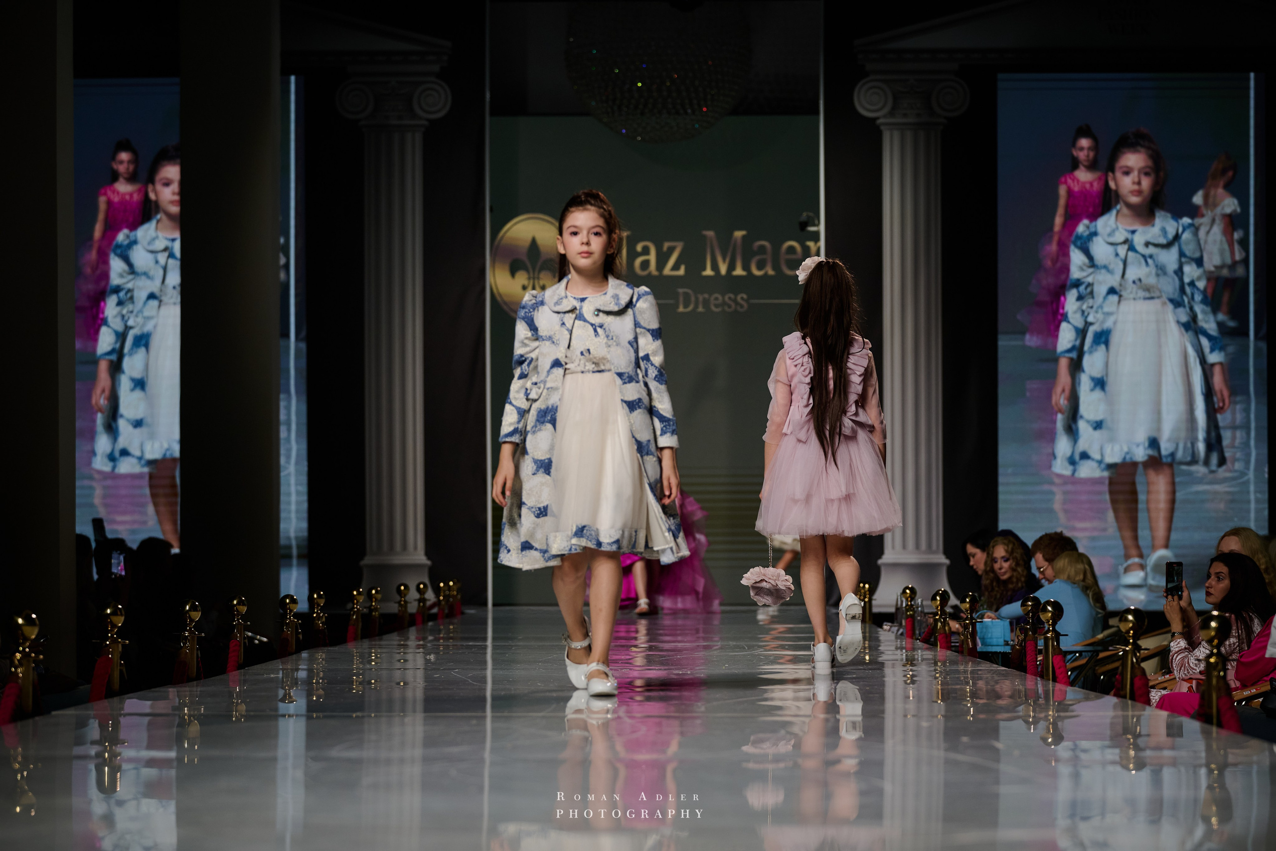 ESTET FASHION WEEK ВЕСНА — 2025. Фотограф Роман Адлер