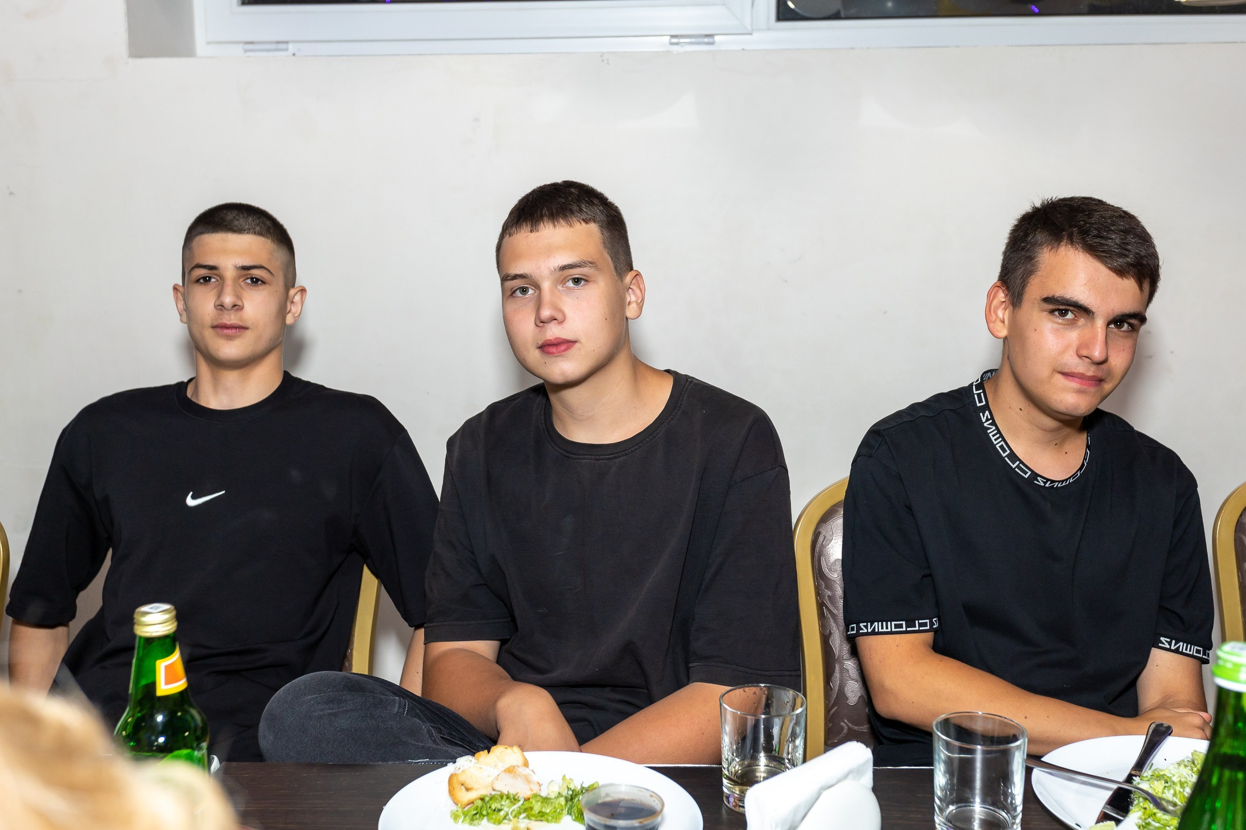 Вручение аттестата и выпускной вечер. Выпускные альбомы Майкоп, Краснодар Елена Золотарева