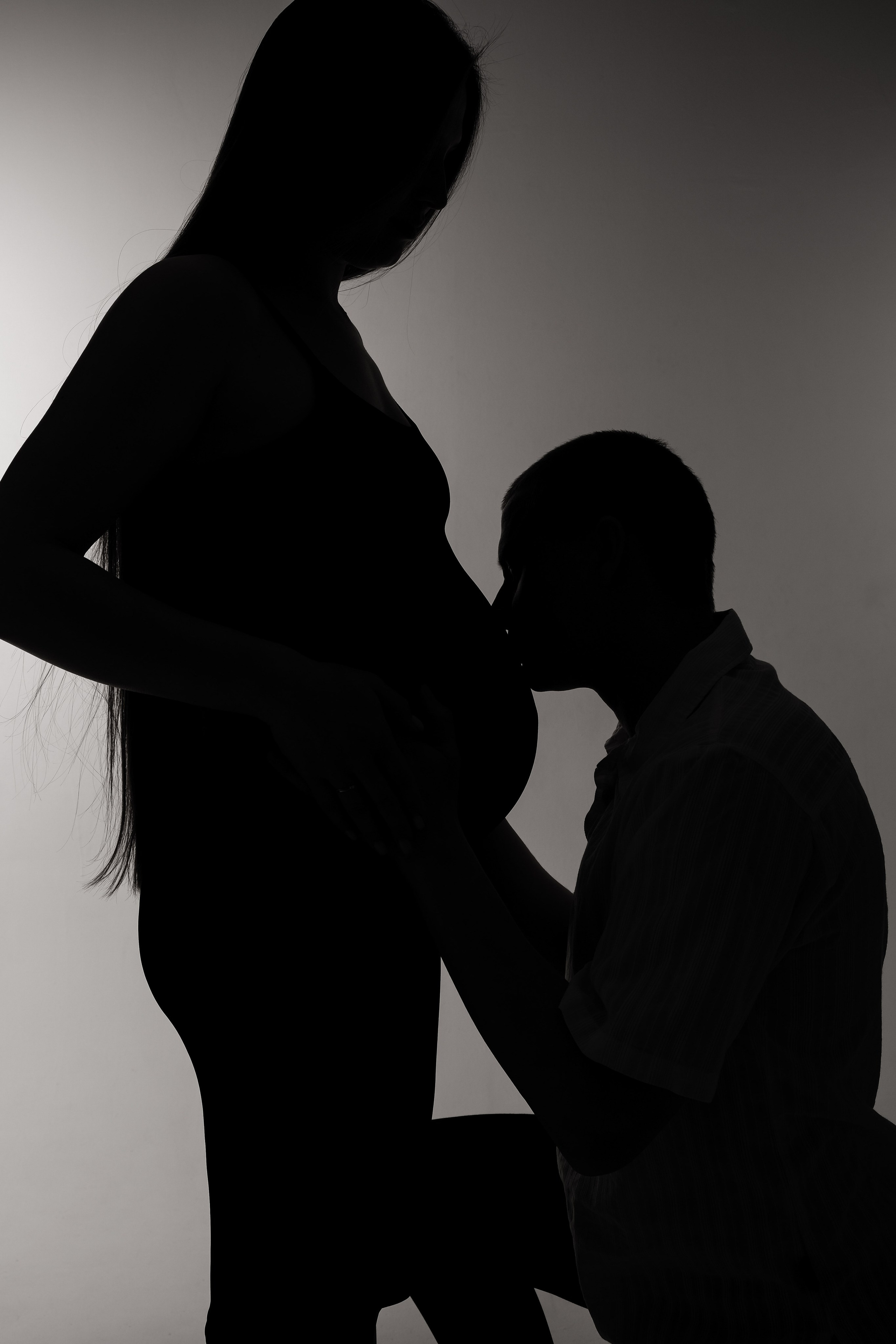 Беременность. Профессиональная фотосъемка в Крыму. Натуральные эмоции и живые кадры. Забронируйте дату прямо сейчас!