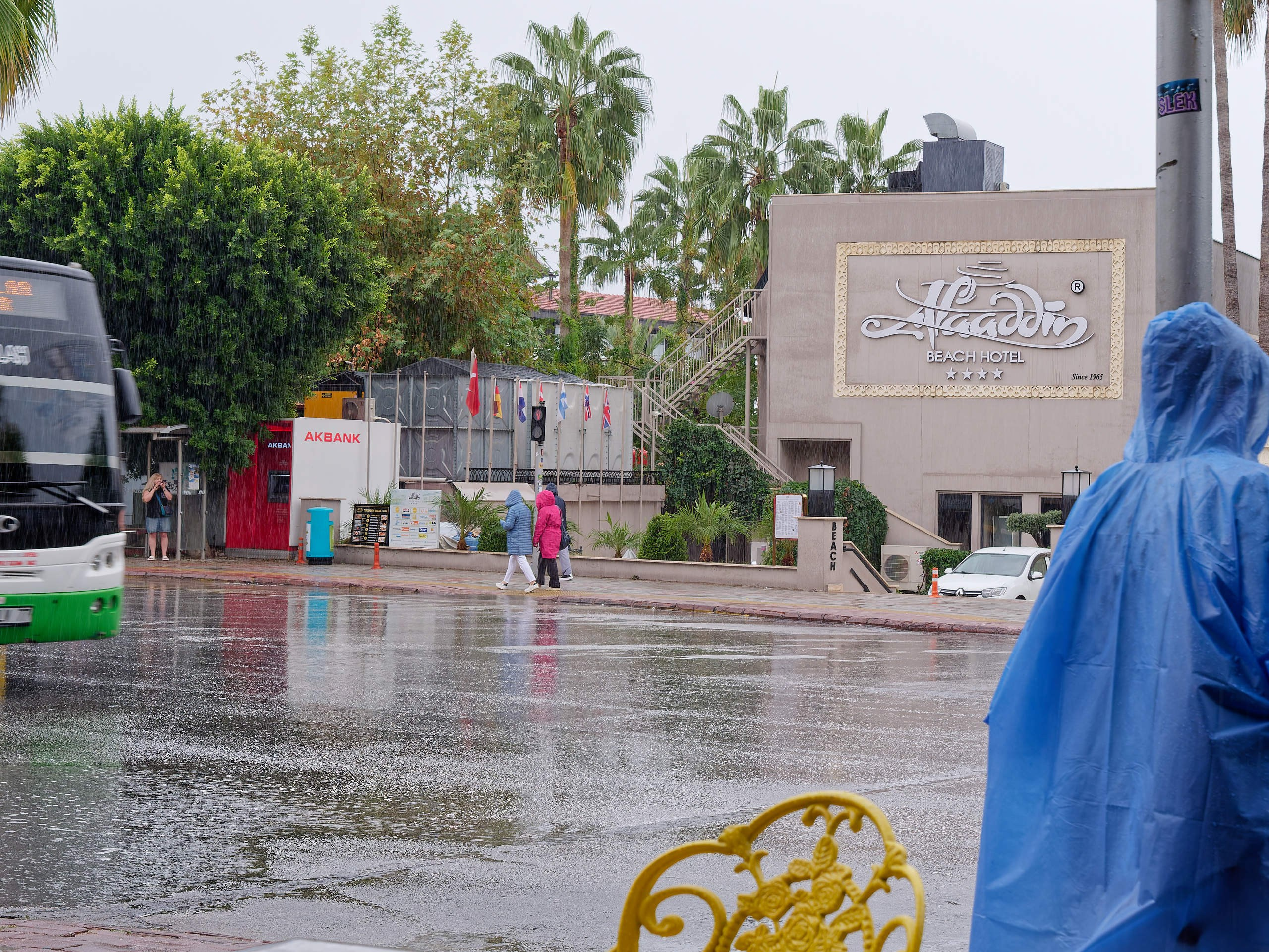 Алания 2025, город, стрит-фото. Избранные фотографии