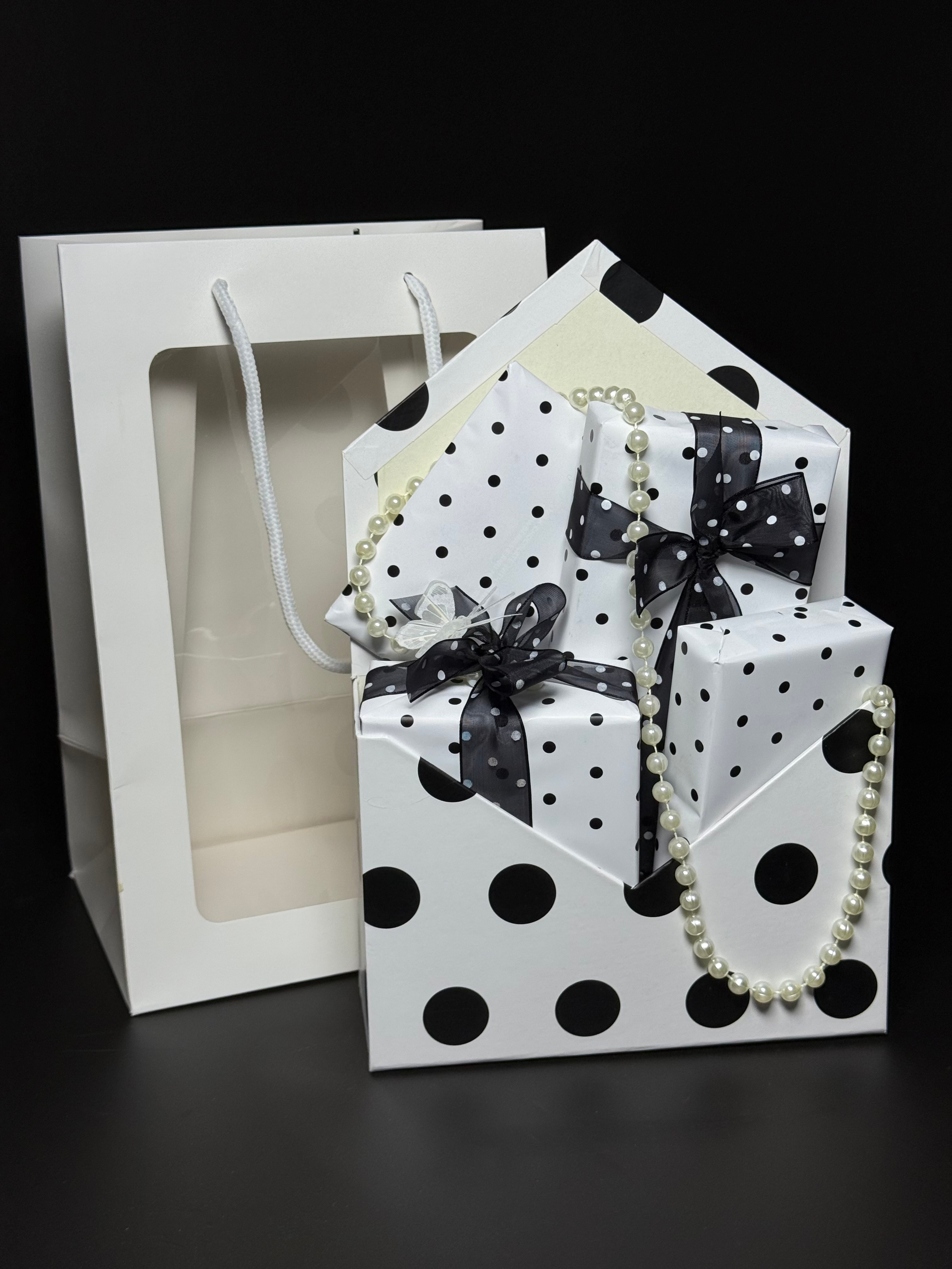 «Шанель. Подарок в конверте». Студия подарочных наборов «Владия»