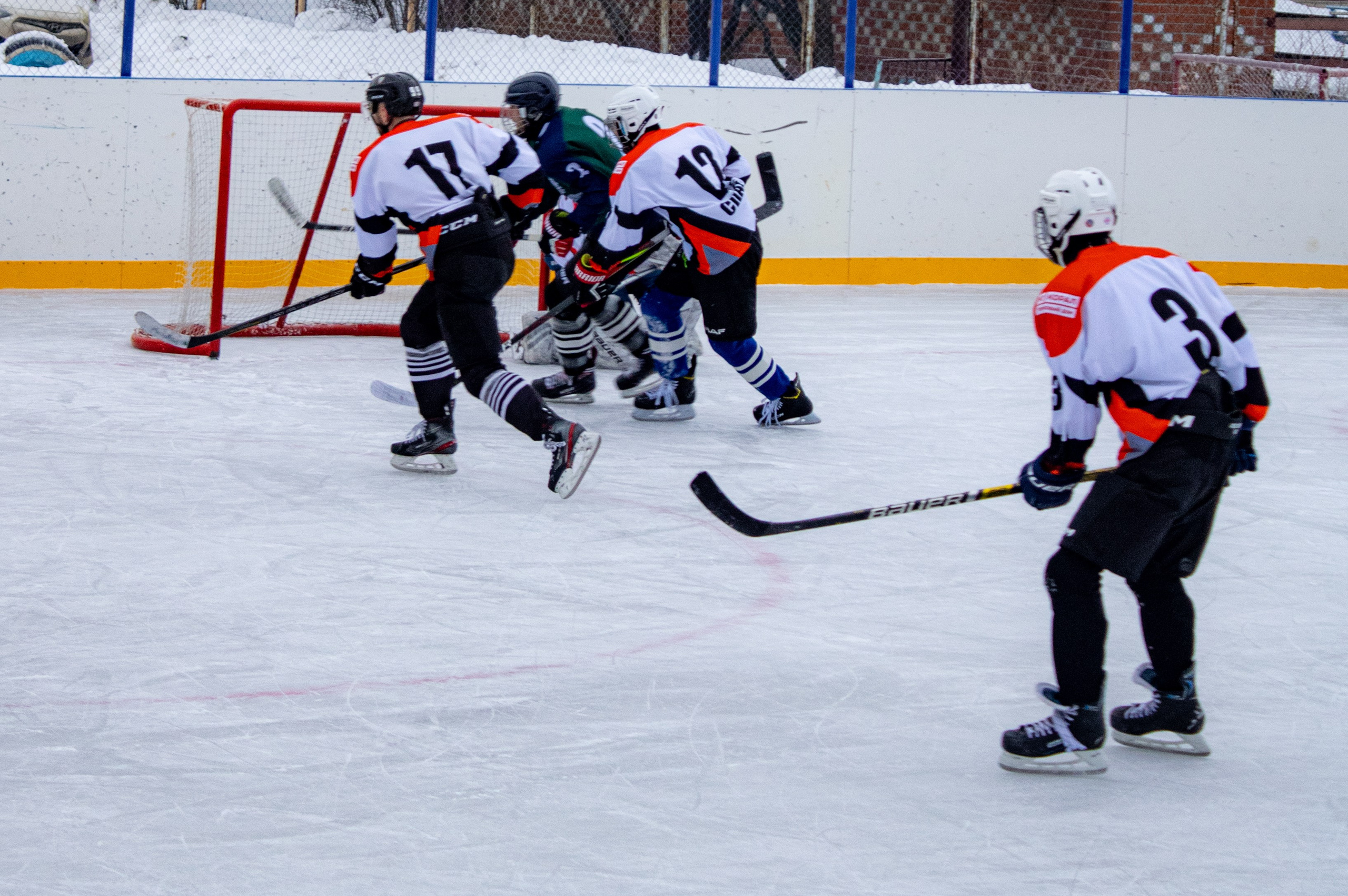 Хоккей г.п Атиг-г.Нижние Серги