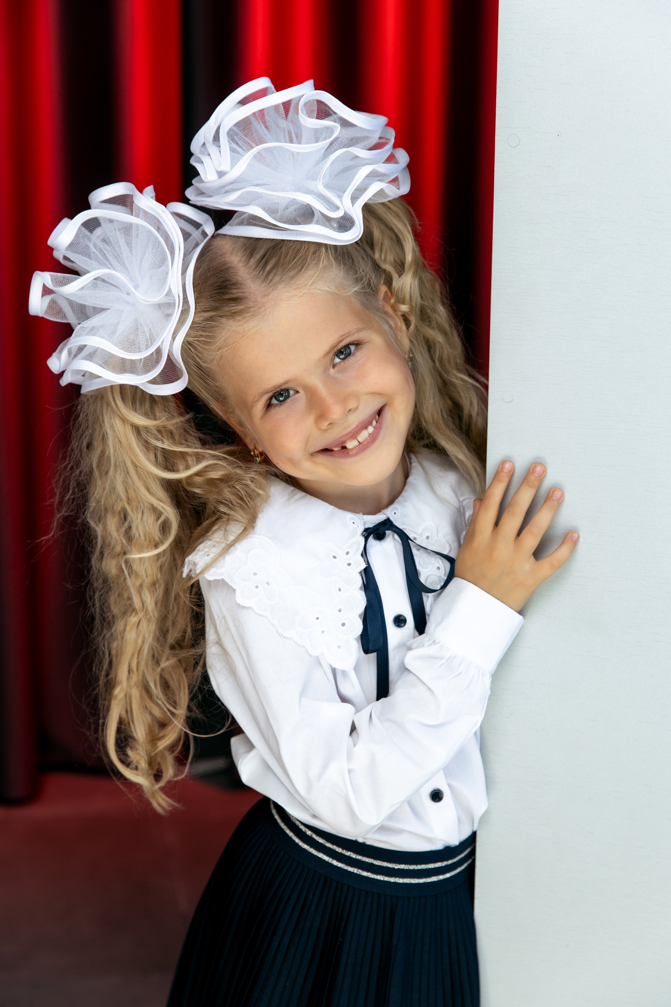 Фотосессия в студии для начальных классов. Выпускные альбомы Евгении Виноградовой г. Липецк