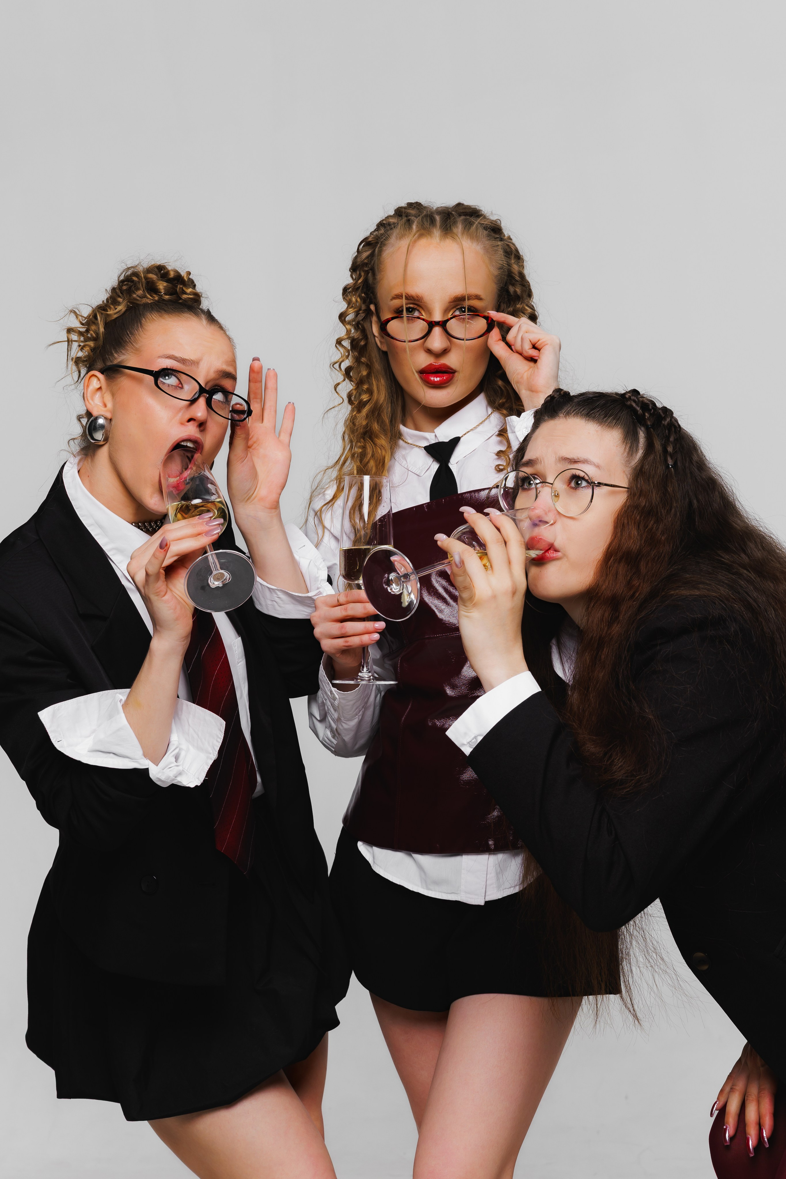 Подружки в стиле Charlie's angels. Крылова Светлана Фотограф Челябинск