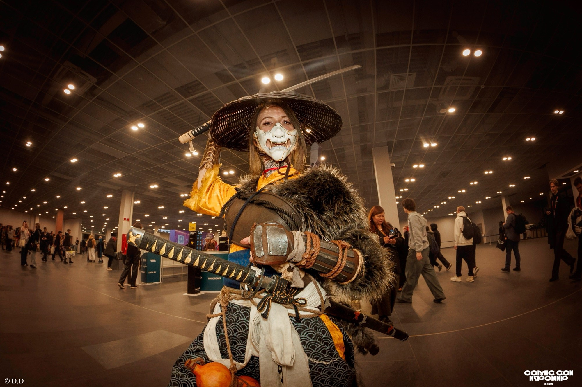 Comic Con Игромир 2025. Различные мероприятия и просто фотографии людей