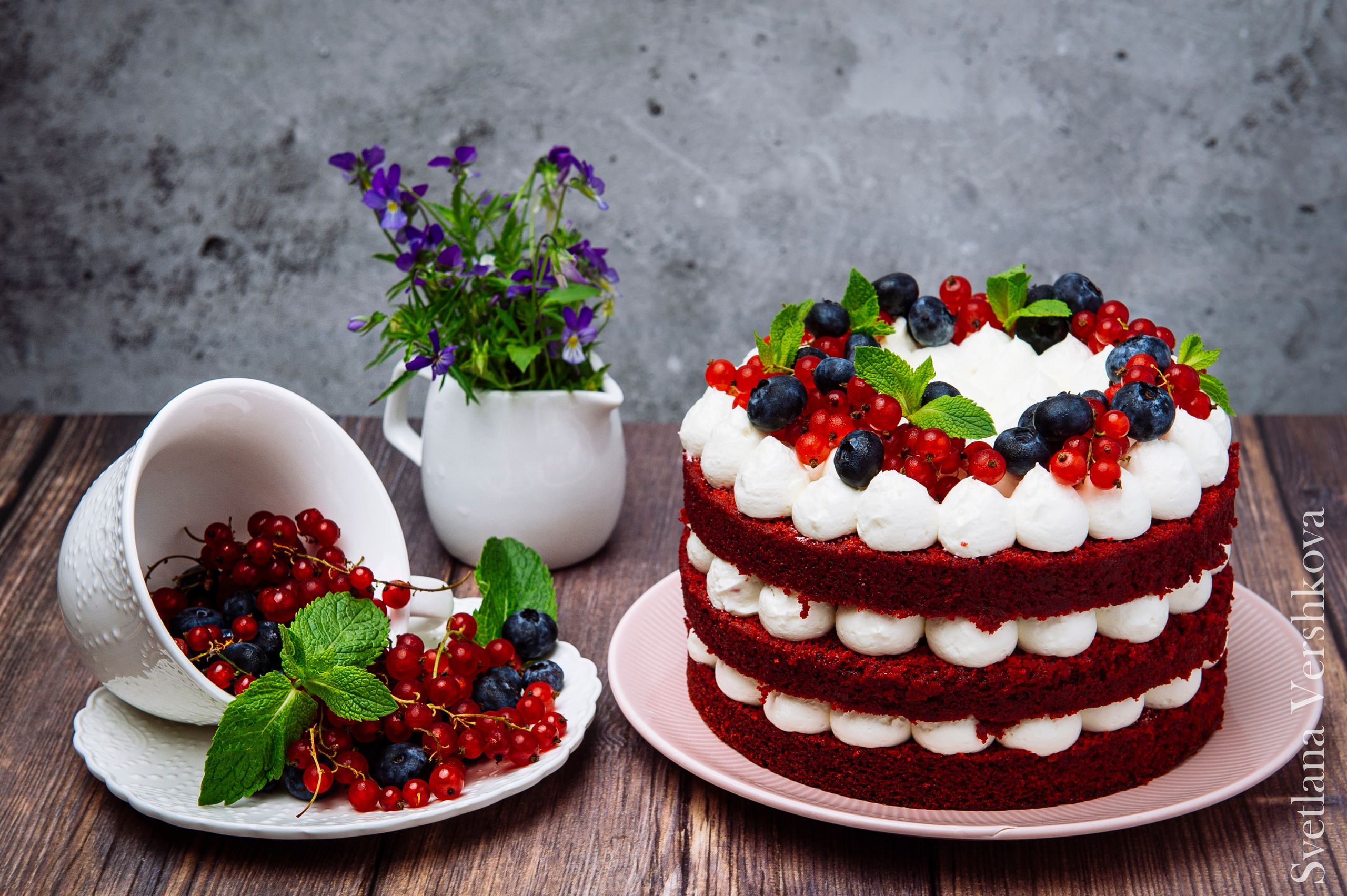 Фуд фото торты и десерты. Фотограф Артем Севостьянов. Профессиональная фотосъемка в Ногинске, Москве, Московской области и за границей