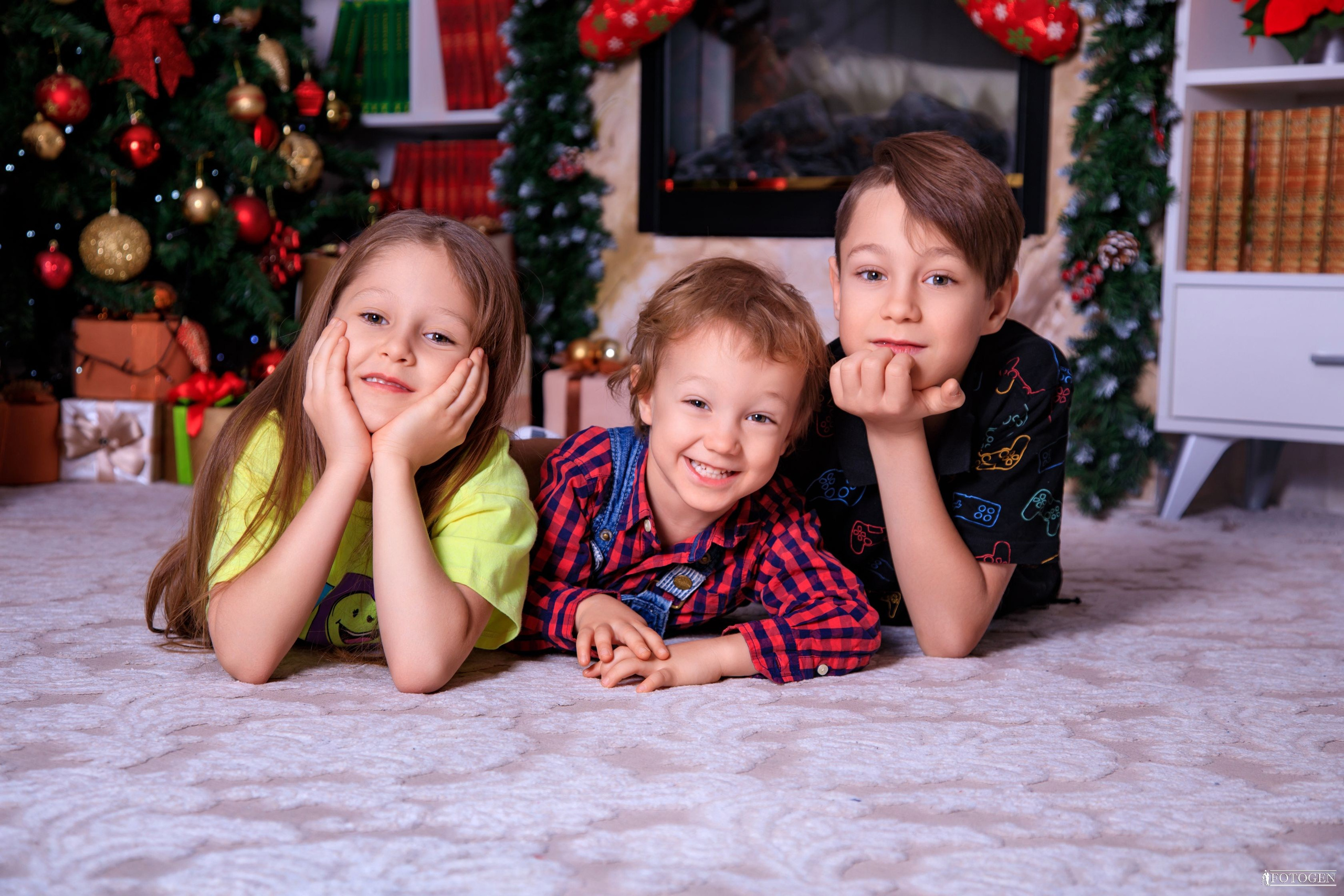 Портфолио больших семей: Единство и радость в новогодних интерьерах. Интерьерная фотостудия FOTOGEN г. Краснодар