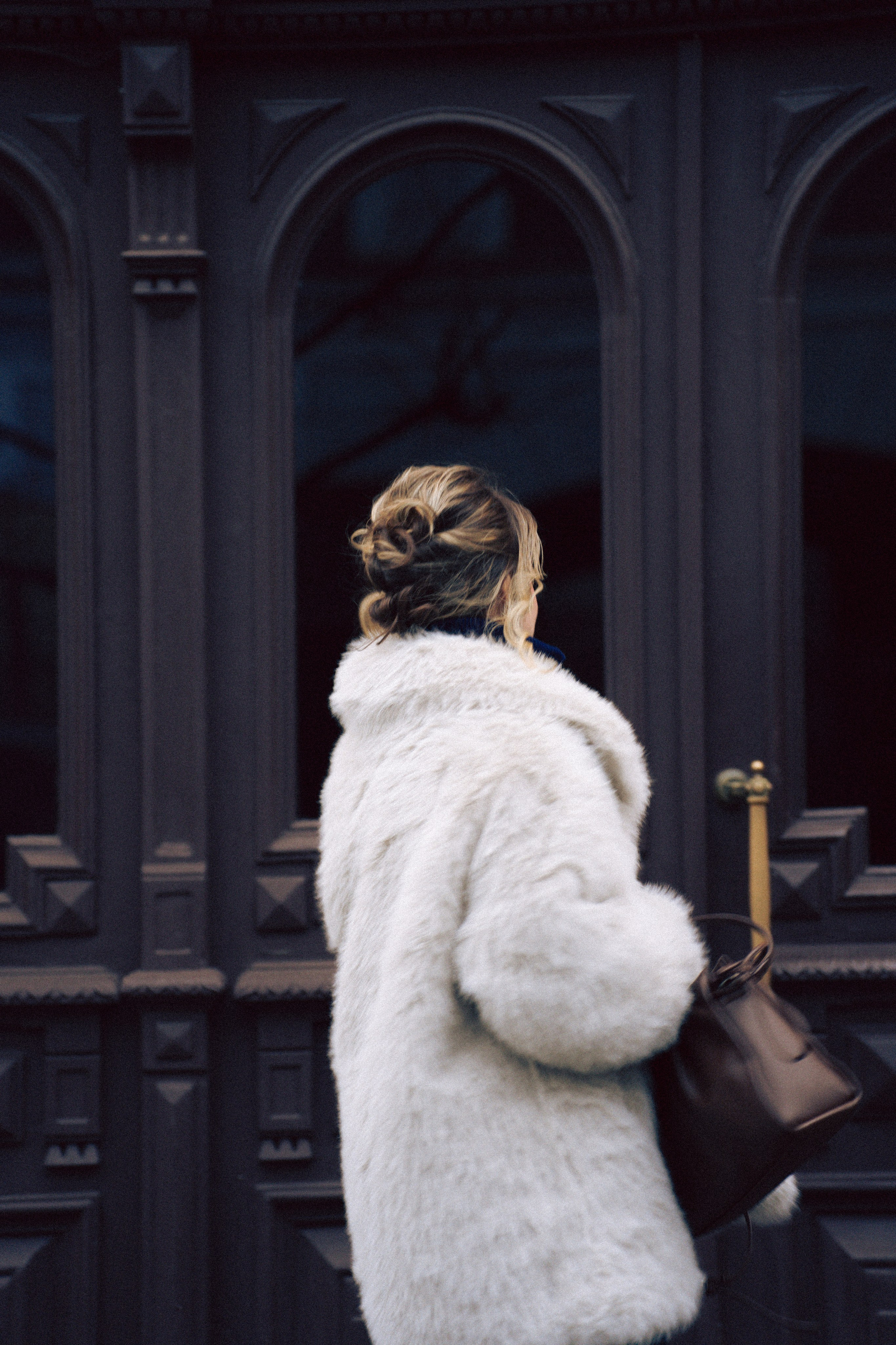 НОВОГОДНЯЯ ФОТОСЕСИИЯ В СТУДИИ ДЛЯ ДЕВУШКИ И ПРОГУЛКА ПО ЧЕРНЫШЕВСКОЙ. Профессиональный фотограф, Санкт-Петербург — Виктория Богомолова