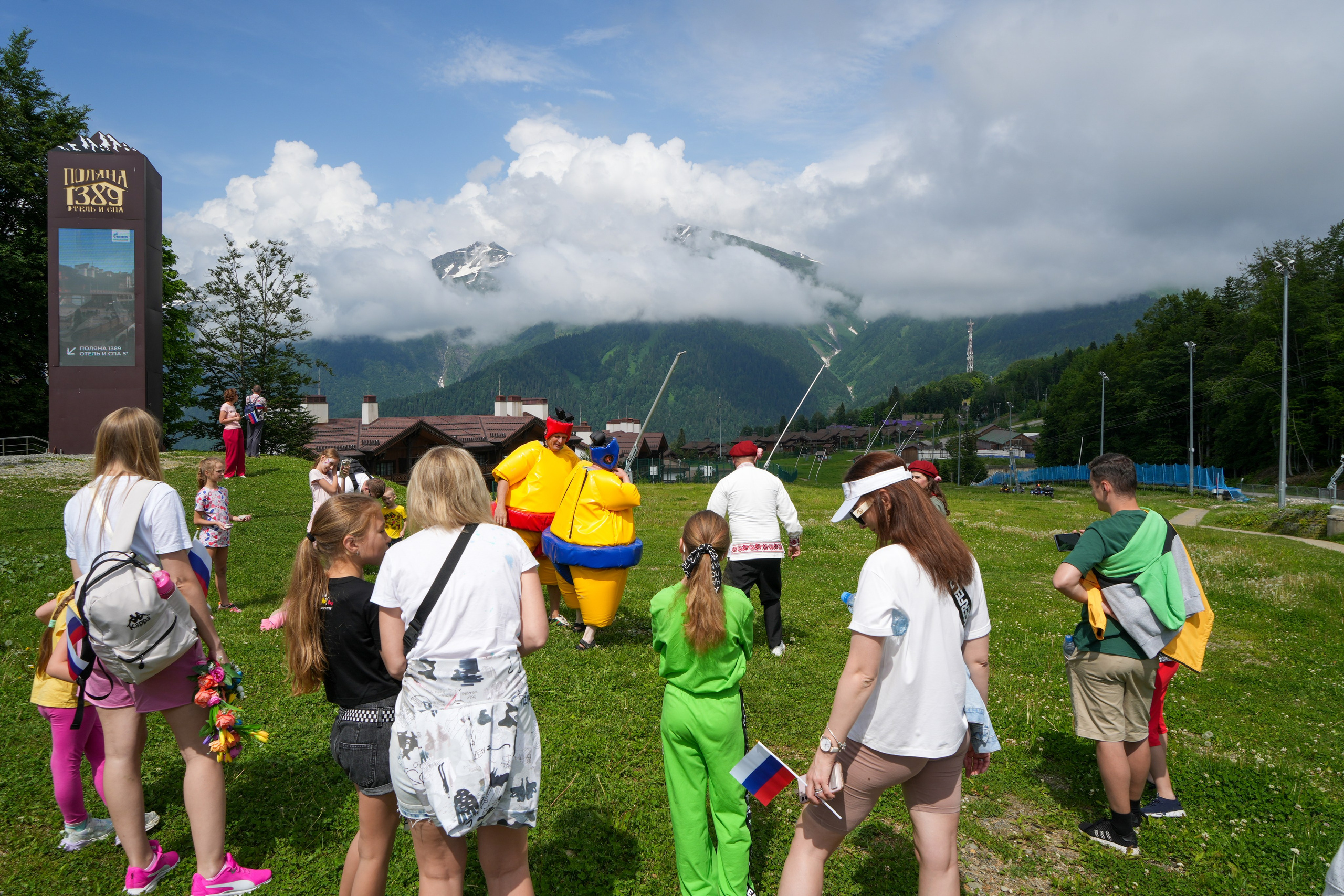 День России на курорте Газпром 2023. Репортажный фотограф в Красной Поляне и Сочи Павлюченко Екатерина