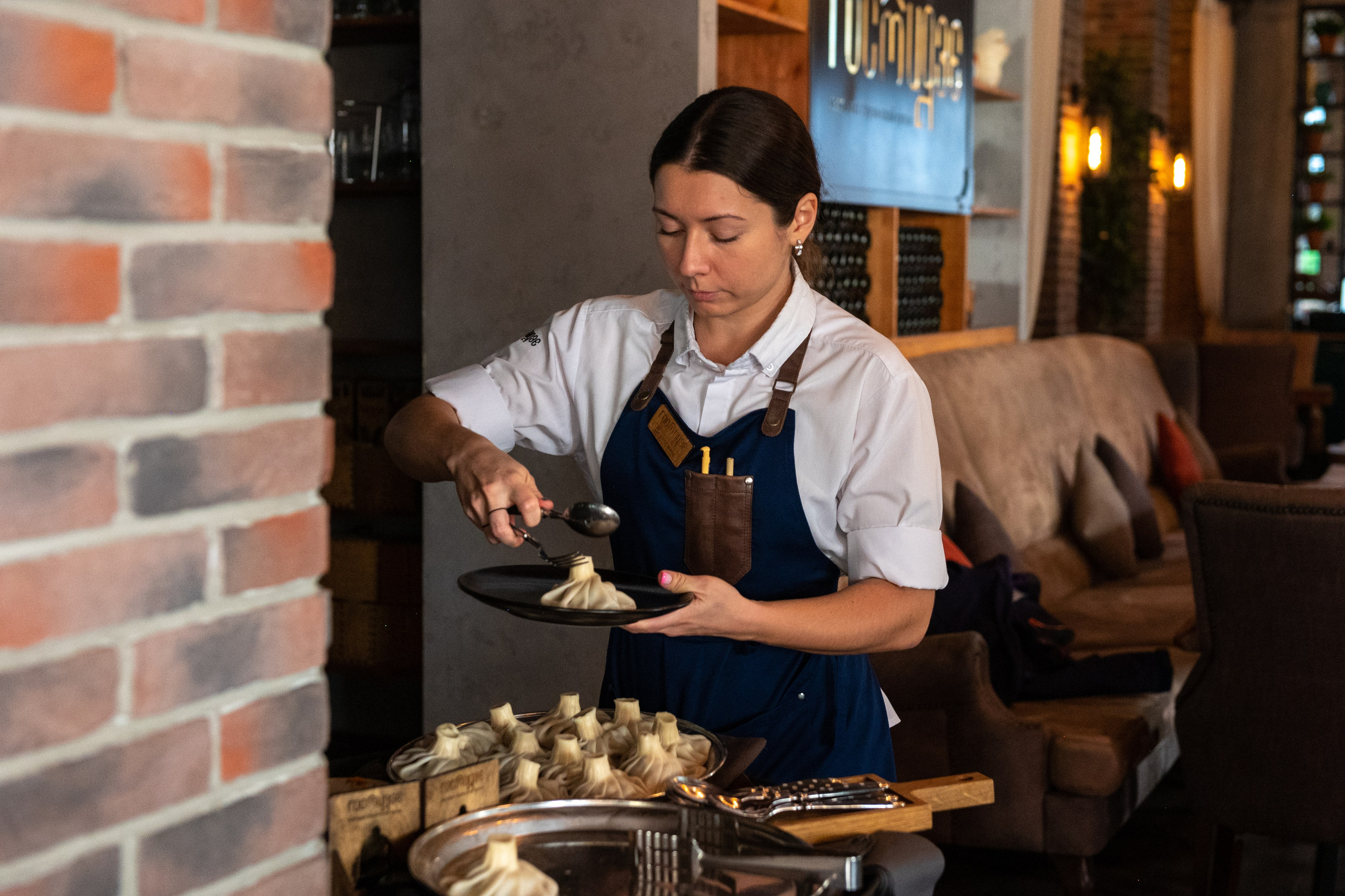 Mice мероприятие — прогулка на водопад Поликаря на курорте Красная Поляна. Репортажный фотограф в Красной Поляне и Сочи Павлюченко Екатерина