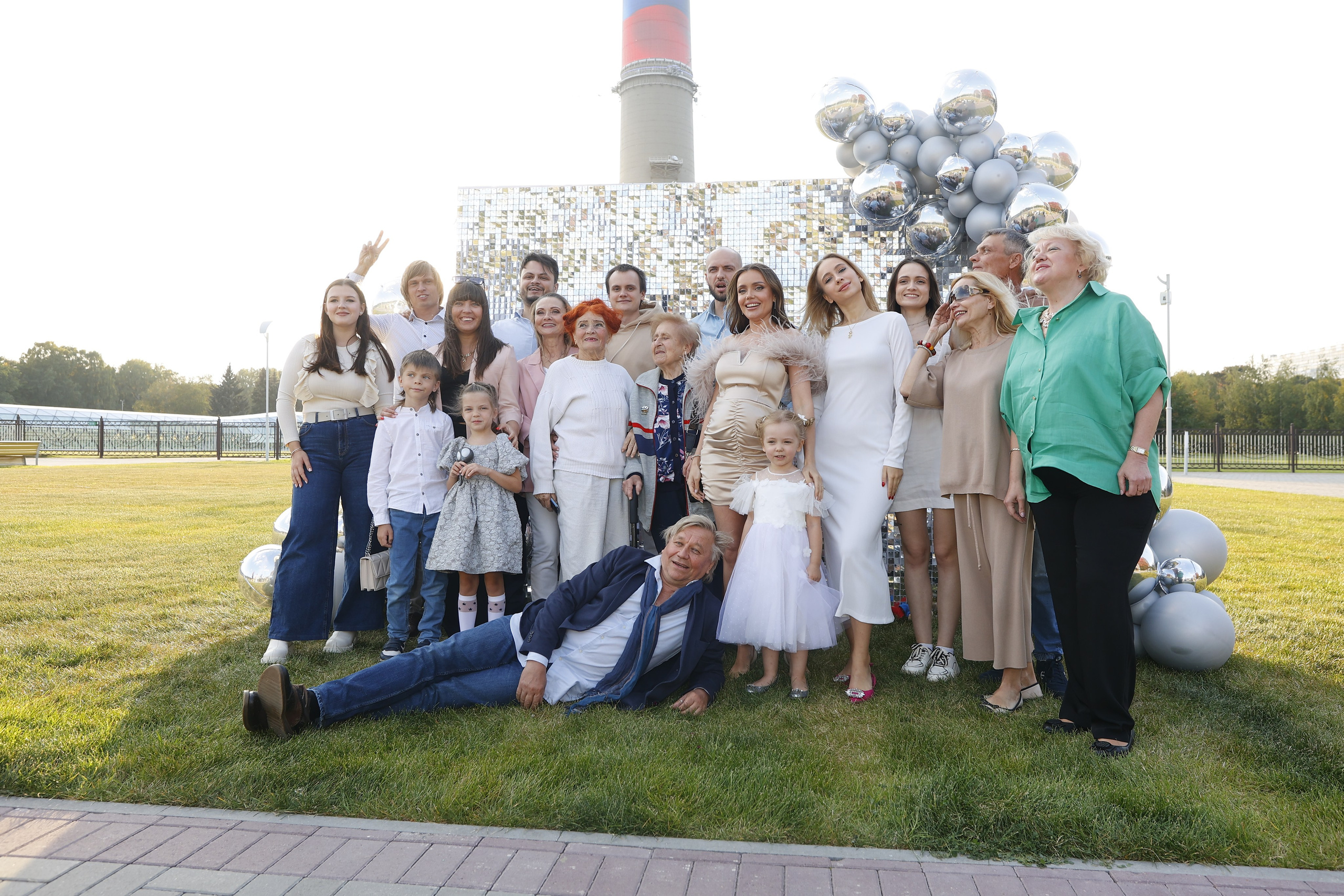 GENDER PARTY АССОЛЬ И ST. Nikolskayasecular