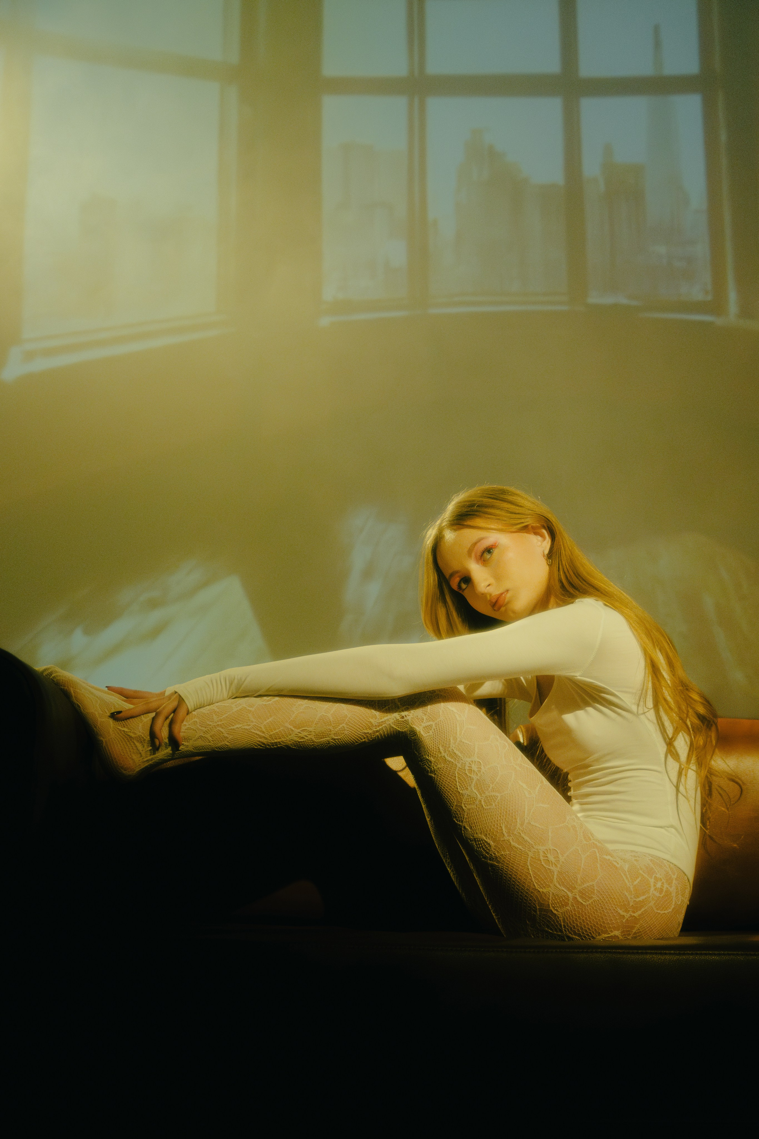 Нежная фотосессия с Алёной в Ростове. Эстетика женского тела, женский фотограф в Ростове-на-Дону. Портретный фотограф, женский портрет в боди