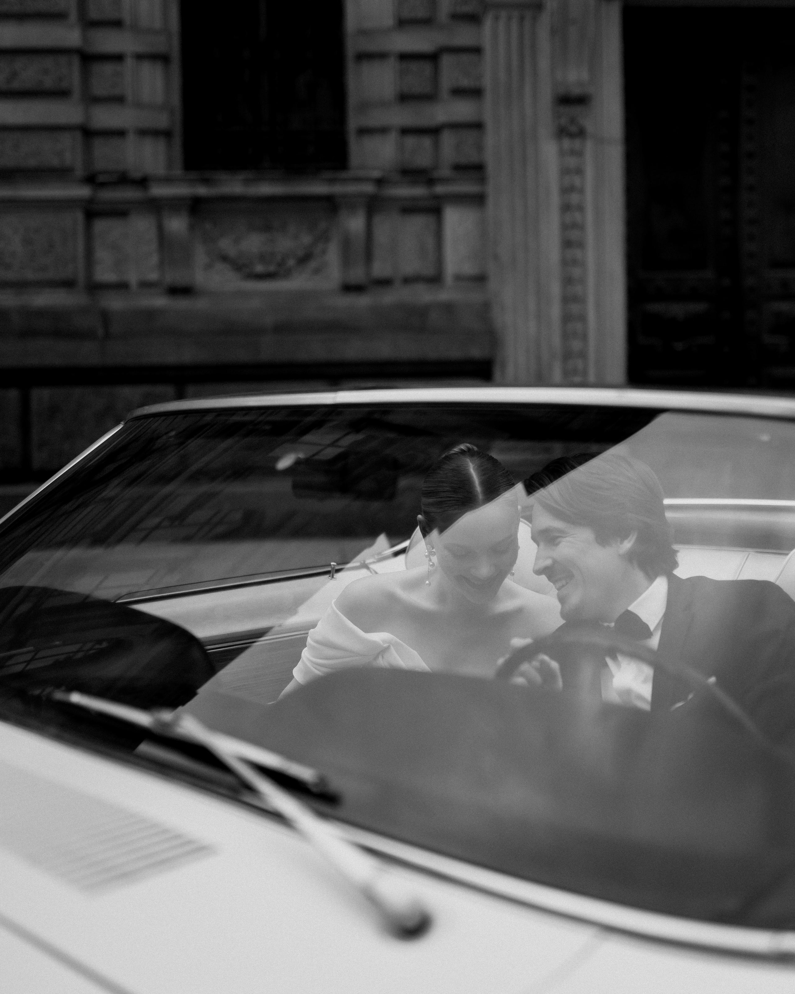 ···. Свадебный фотограф в Санкт-Петербурге Александра Чукавина