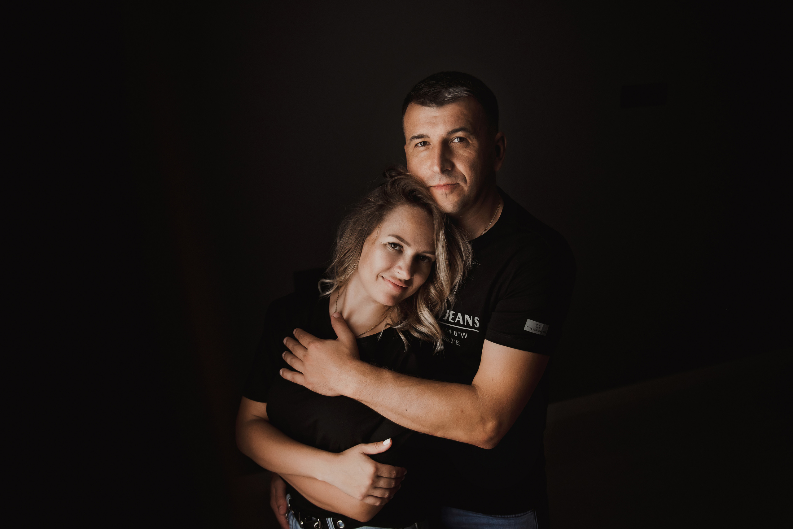 Женя и Лена. Домашняя фотосессия для двоих (и кота). Свадебный и семейный фотограф в Воронеже Алёна Пшеничная