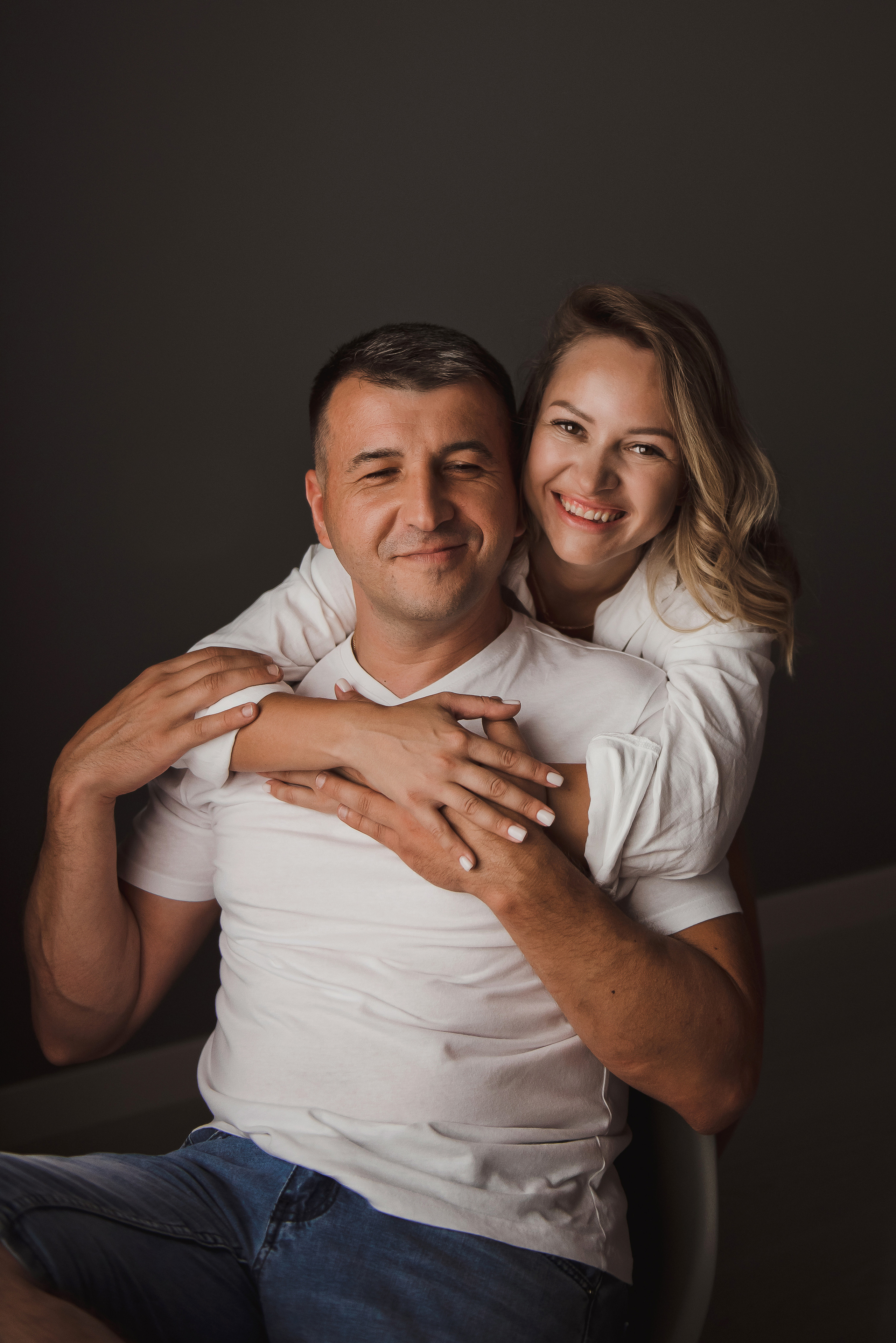 Женя и Лена. Домашняя фотосессия для двоих (и кота). Свадебный и семейный фотограф в Воронеже Алёна Пшеничная