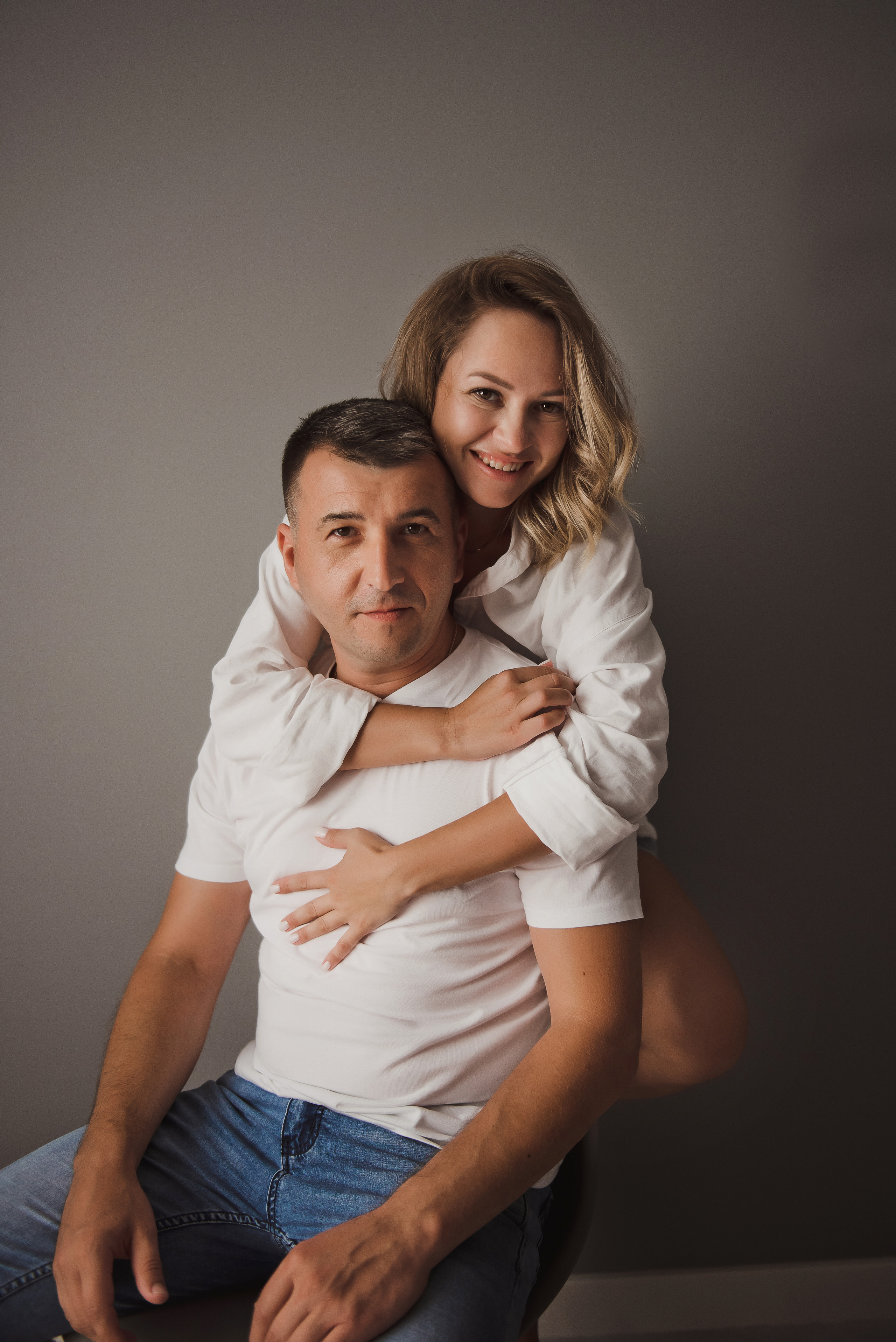 Женя и Лена. Домашняя фотосессия для двоих (и кота). Свадебный и семейный фотограф в Воронеже Алёна Пшеничная