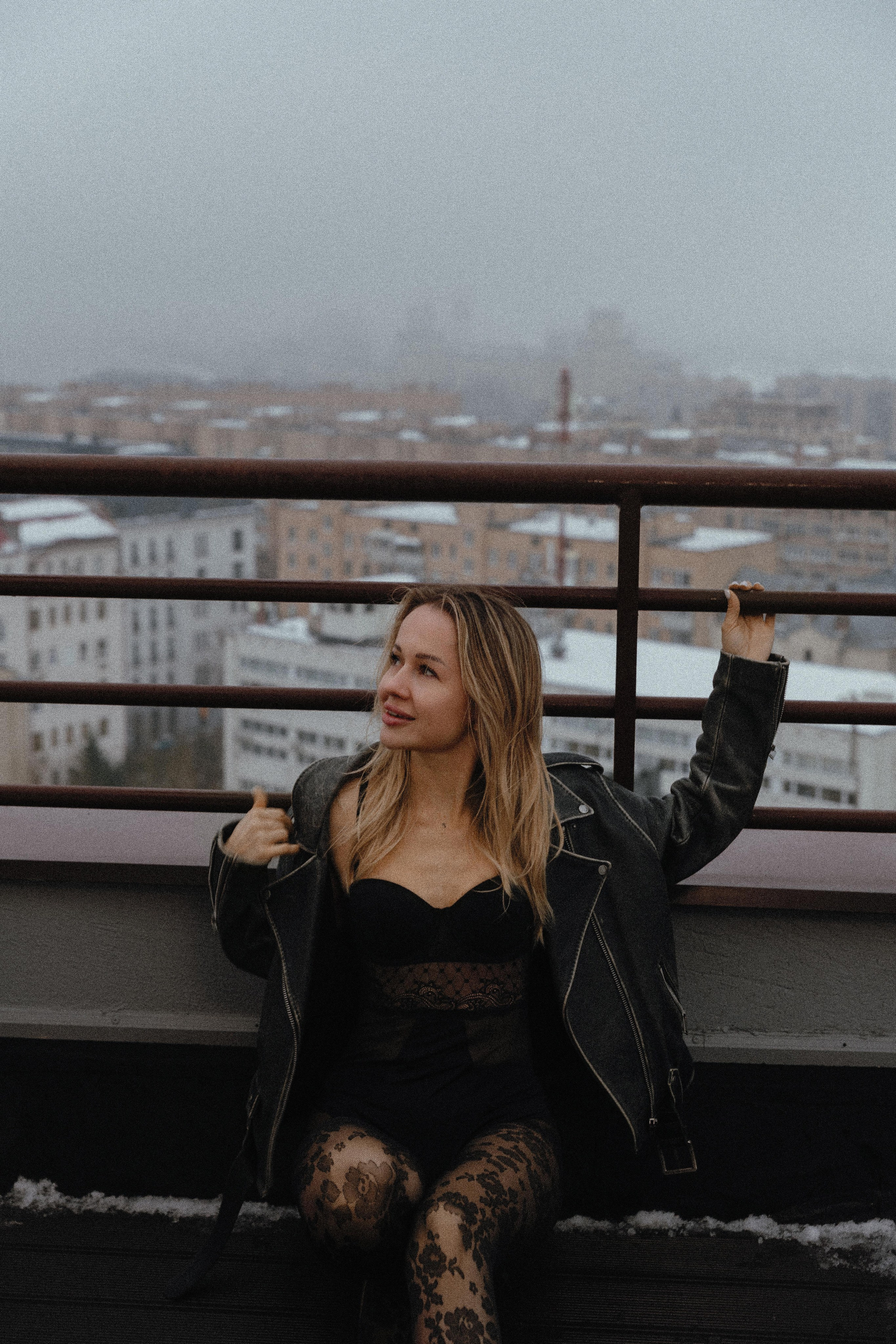 Фотосессия на крыше в фотостудии R414. Фотограф Александра Сыщенко