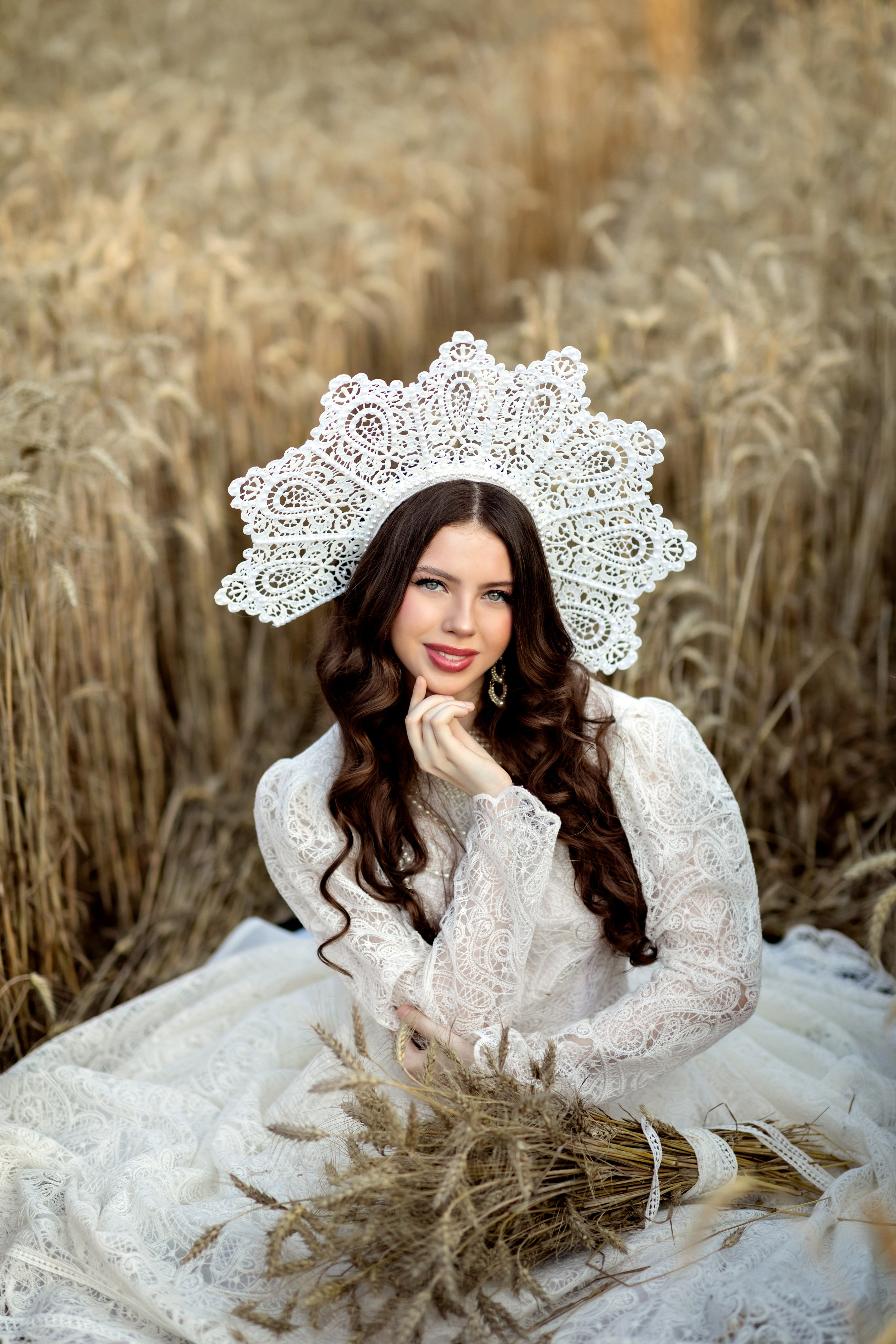 A8. Дизайнер костюмов и украшений, фотограф