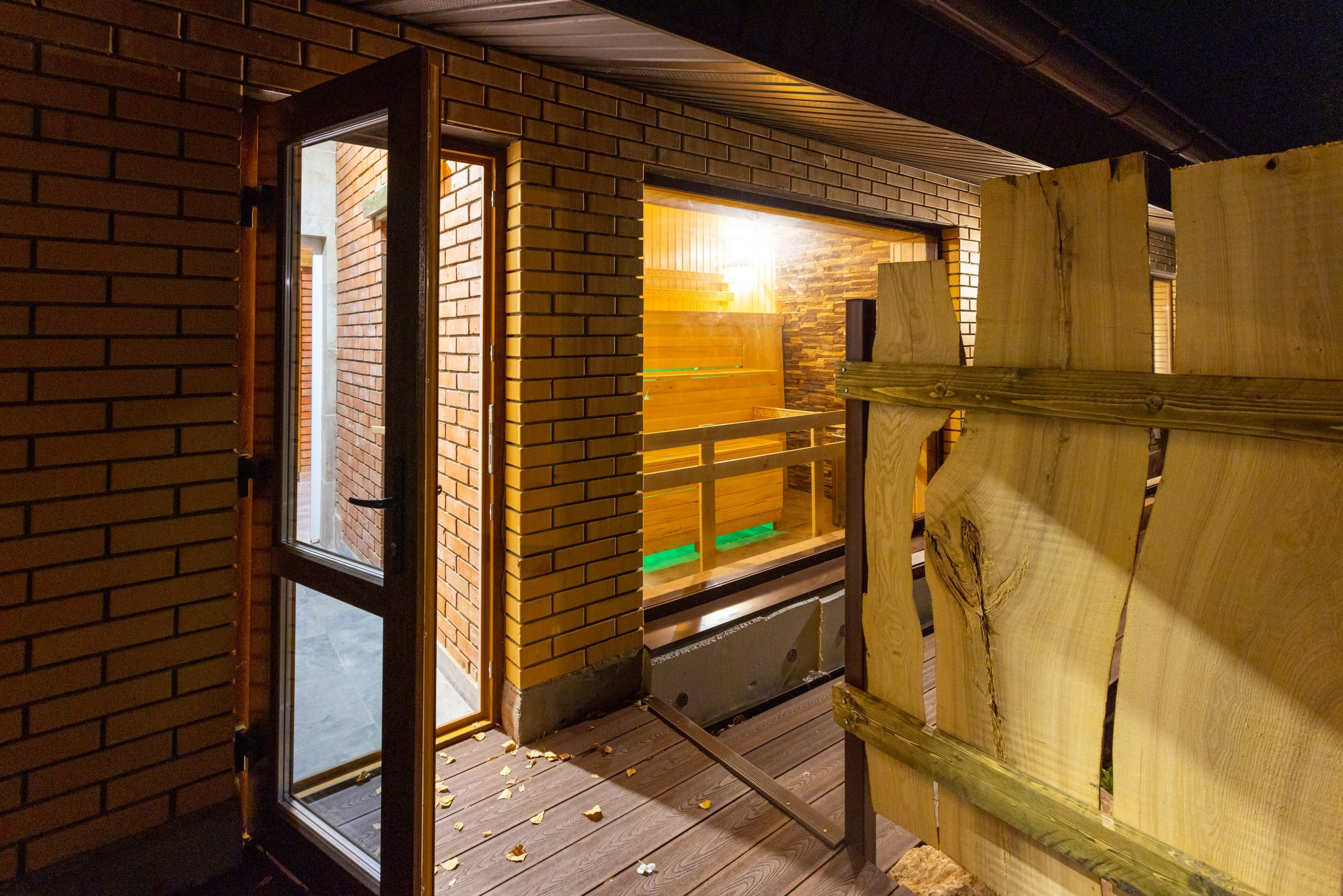 Большая Тросна вечером и новый бассейный комплекс. Фотограф в Туле Крупский АнДРей. Фотостудия «КАДР71» в Туле