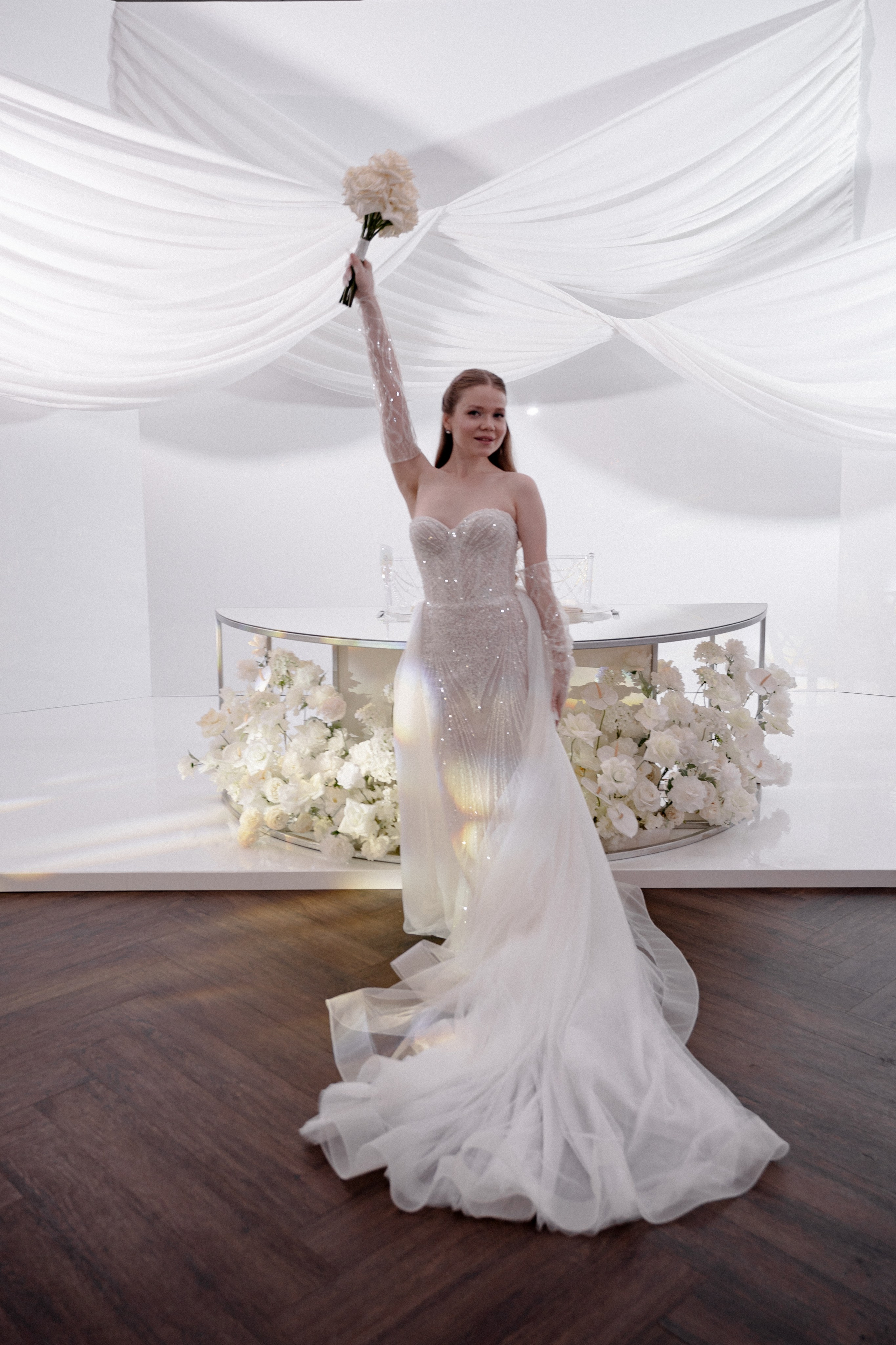 СВАДЕБНАЯ СЬЕМКА СБОРОВ В ОТЕЛЕ И ВЫЕЗД НА ЦЕРЕМОНИЮ (СНЯТО В СИБИРЕ В НИЖНЕВАРТОВСКЕ). Профессиональный фотограф, Санкт-Петербург — Виктория Богомолова