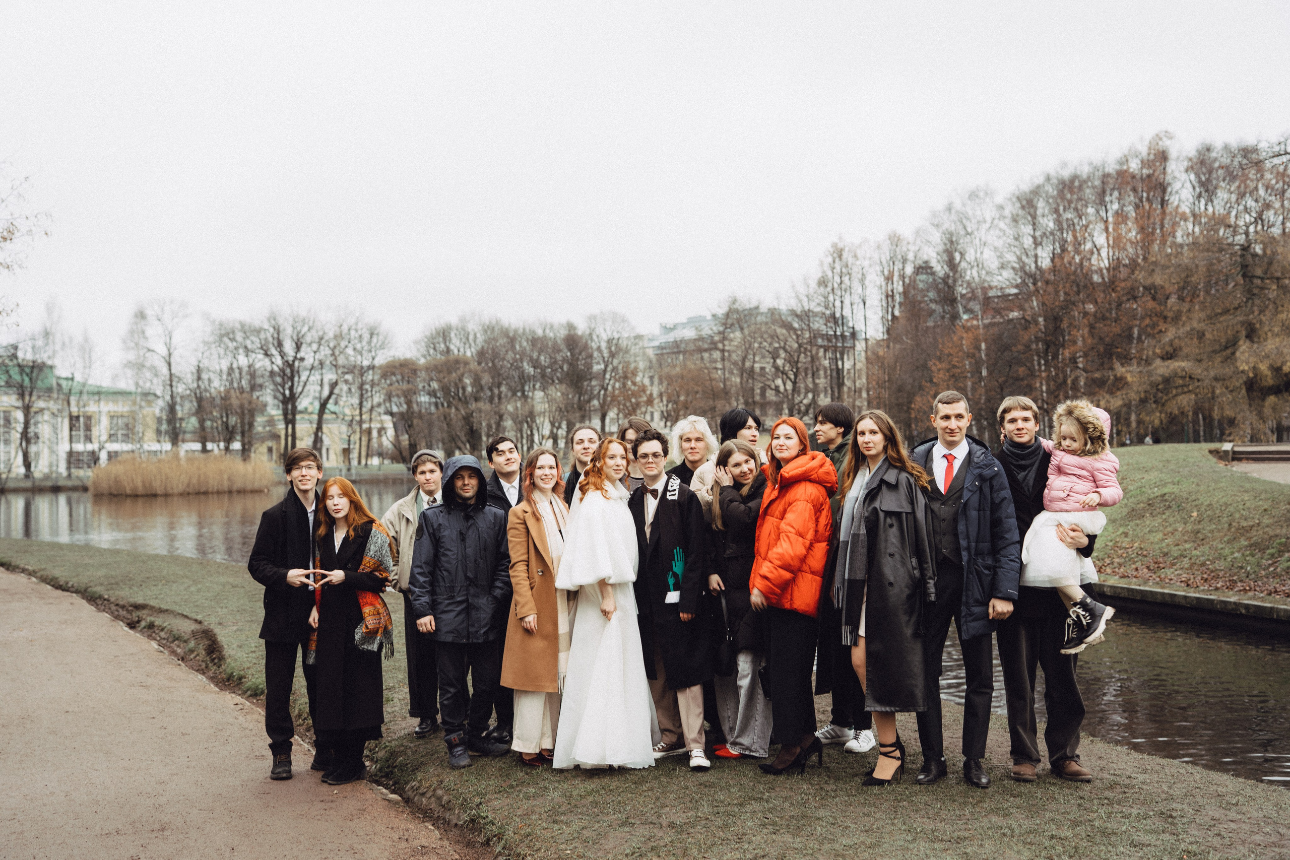 СВАДЕБНАЯ СЬЕМКА ВО ВТОРОМ ДВОРЦЕ С ГОСТЯМИ И ПРОГУЛКА В ТАВРИЧЕСКОМ САДУ. Профессиональный фотограф, Санкт-Петербург — Виктория Богомолова